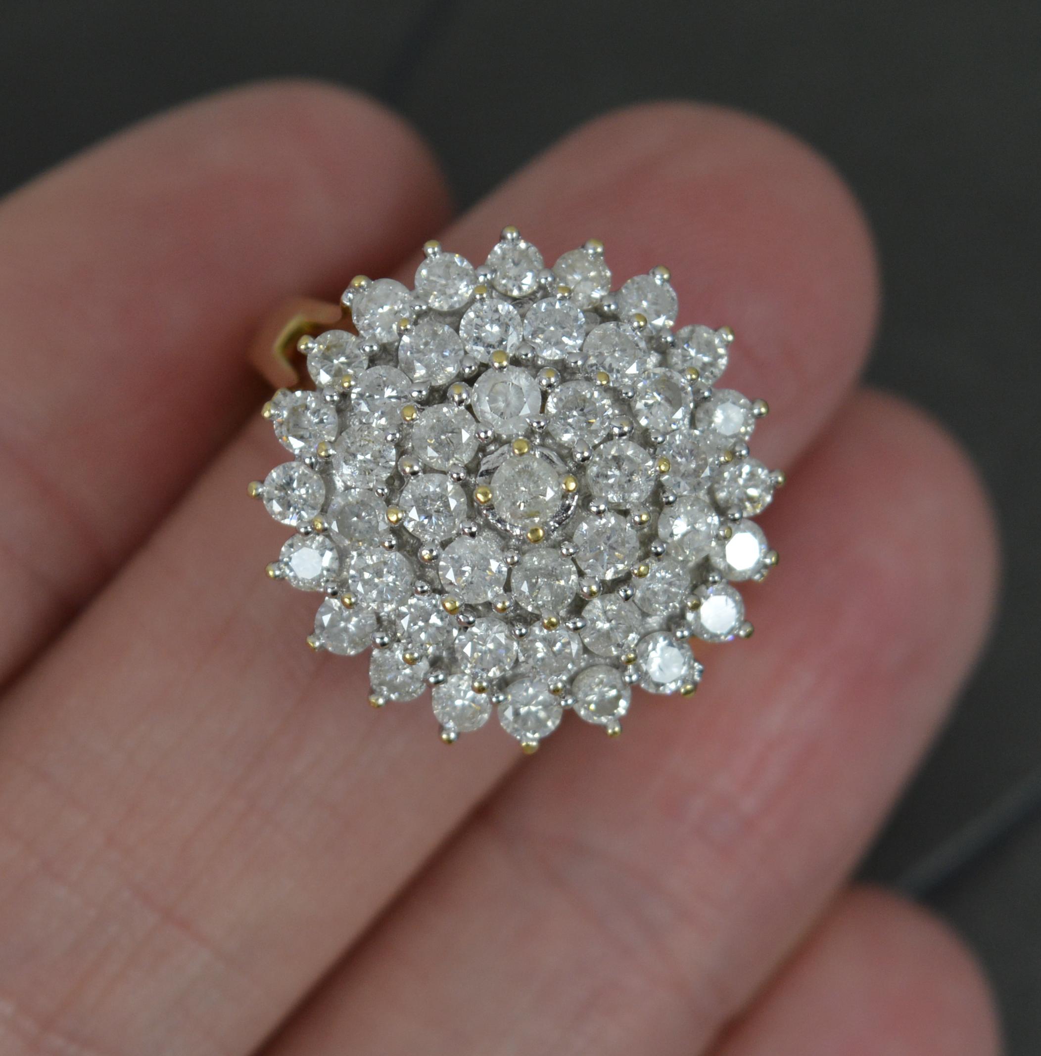 Bling 2.00 Carat Diamond and 18ct Yellow Gold Cluster Ring In Good Condition For Sale In St Helens, GB