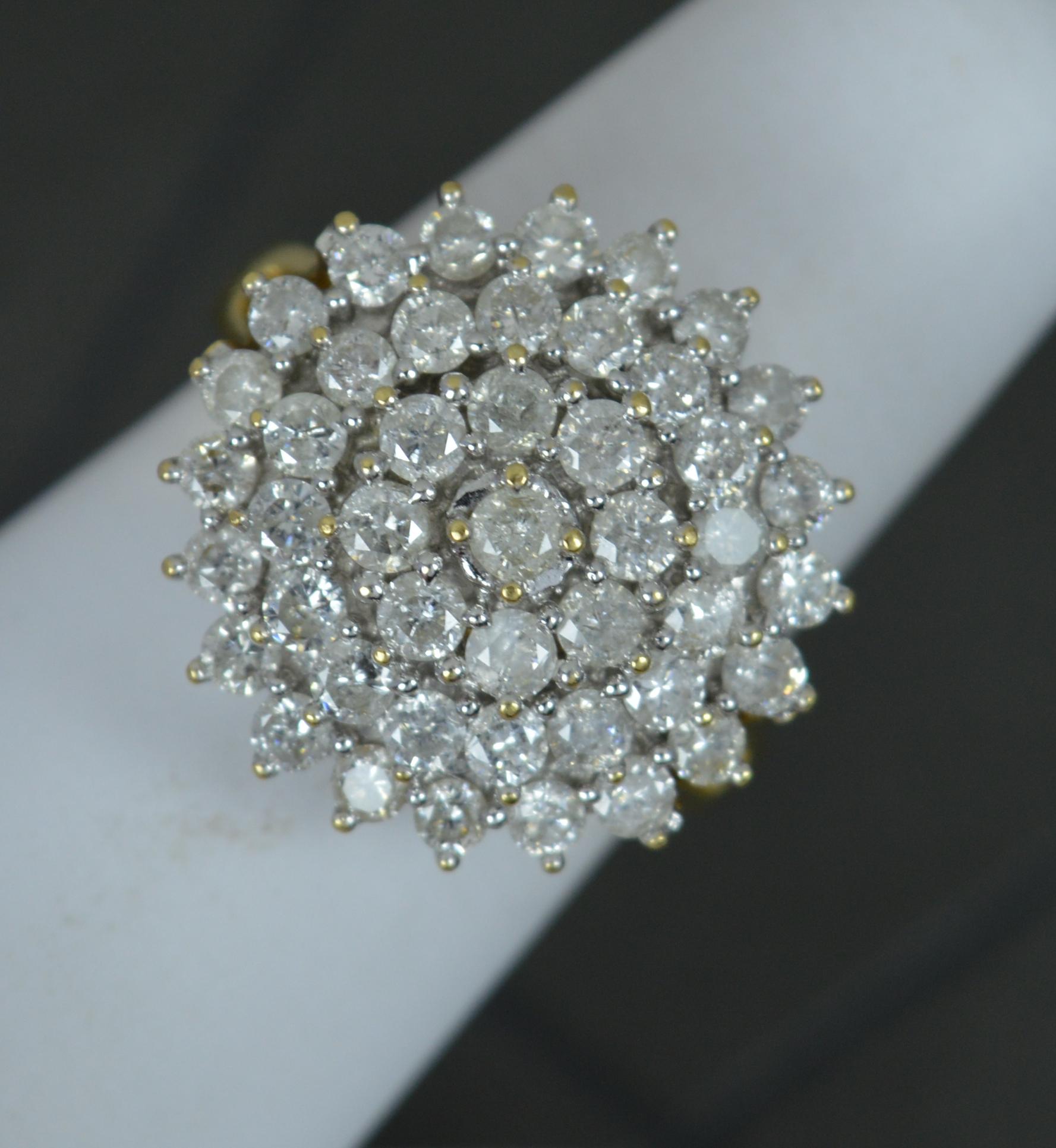 Bling 2.00 Carat Diamond and 18ct Yellow Gold Cluster Ring For Sale 4