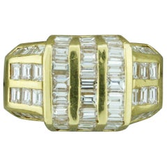 Vintage Blingy Diamond Ring in 18 Karat Yellow Gold 2.05 Carat