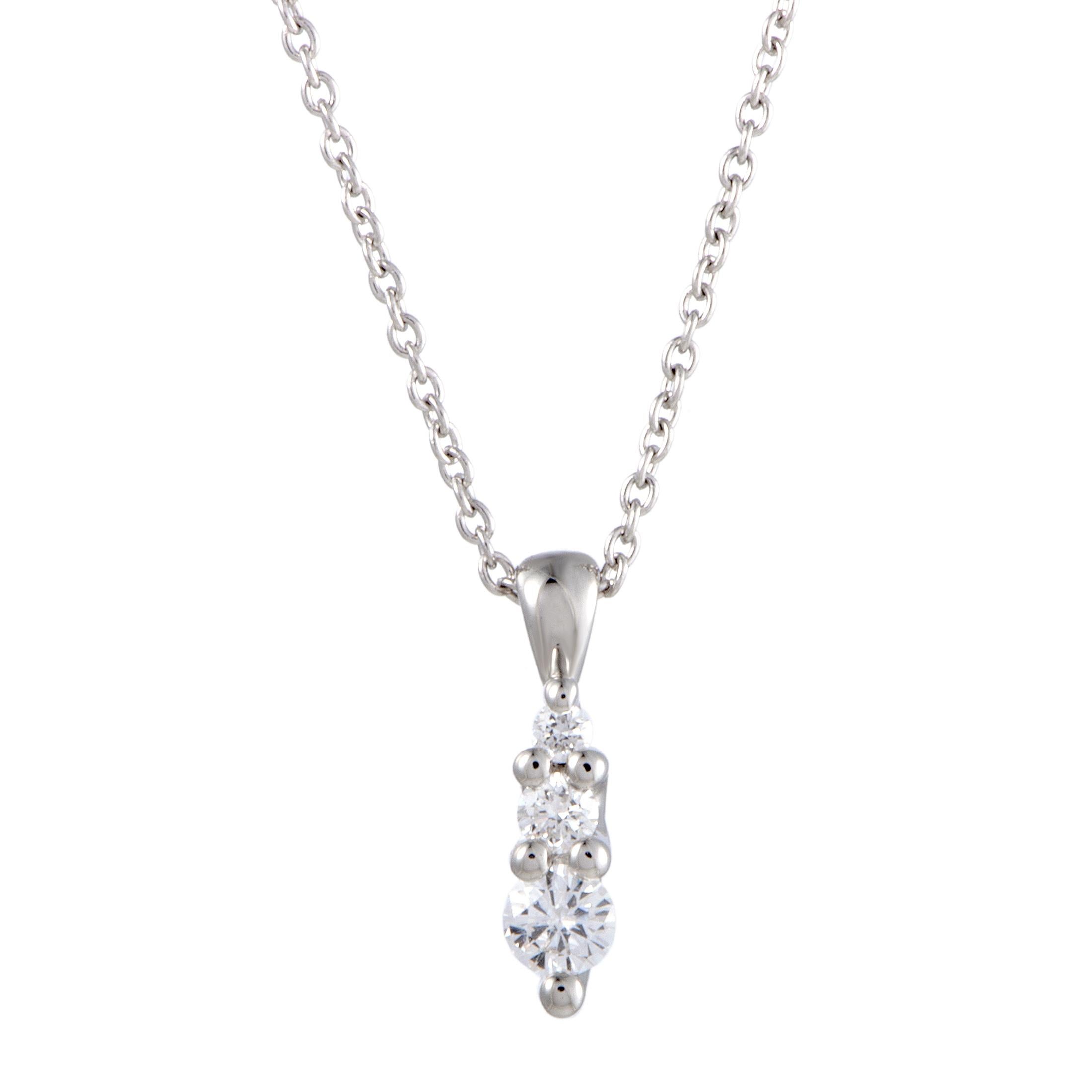 Women's Bliss 18 Karat White Gold Diamond Pendant Necklace