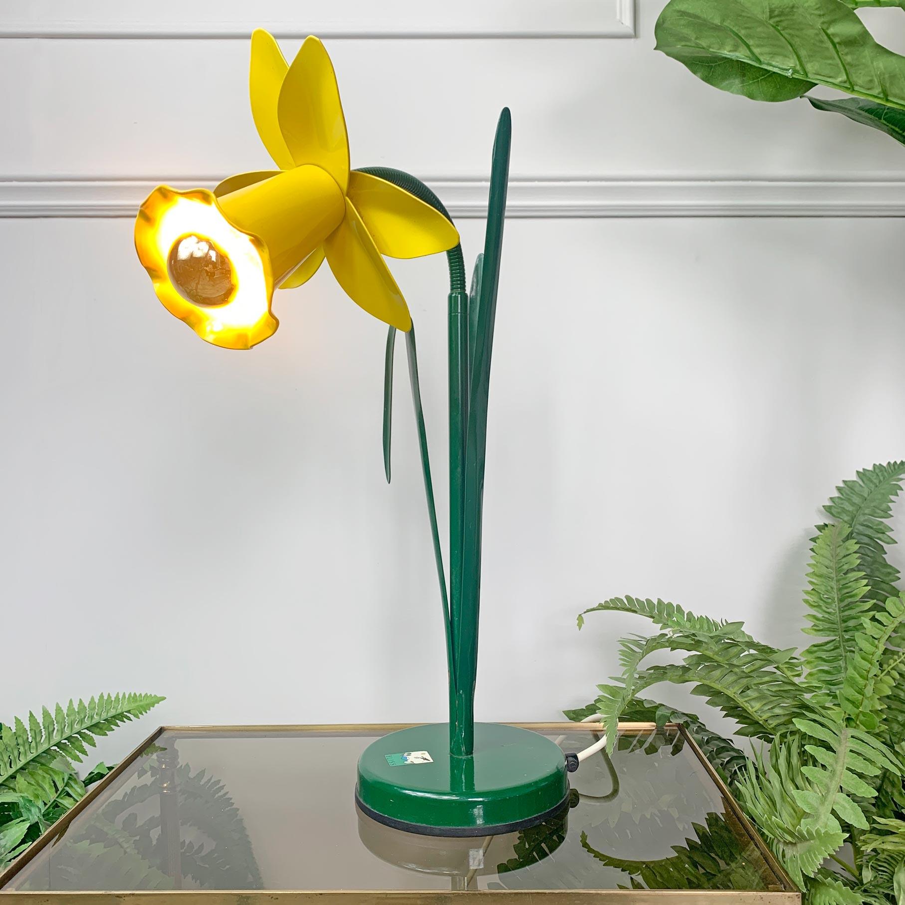 Bliss Daffodil Table Lamp, 1980’s 3