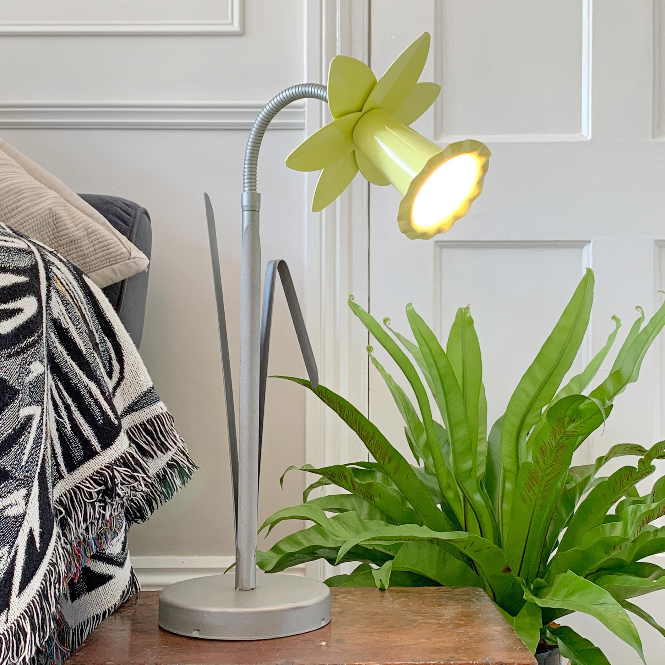 Bliss Daffodil Table Lamp, 1980s 3