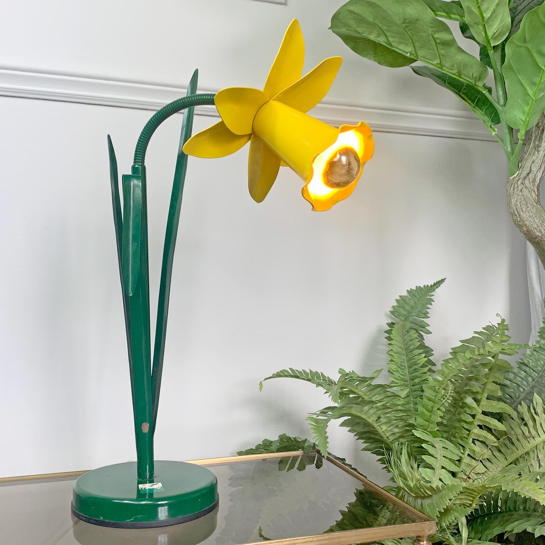 British Bliss Daffodil Table Lamp, 1980’s