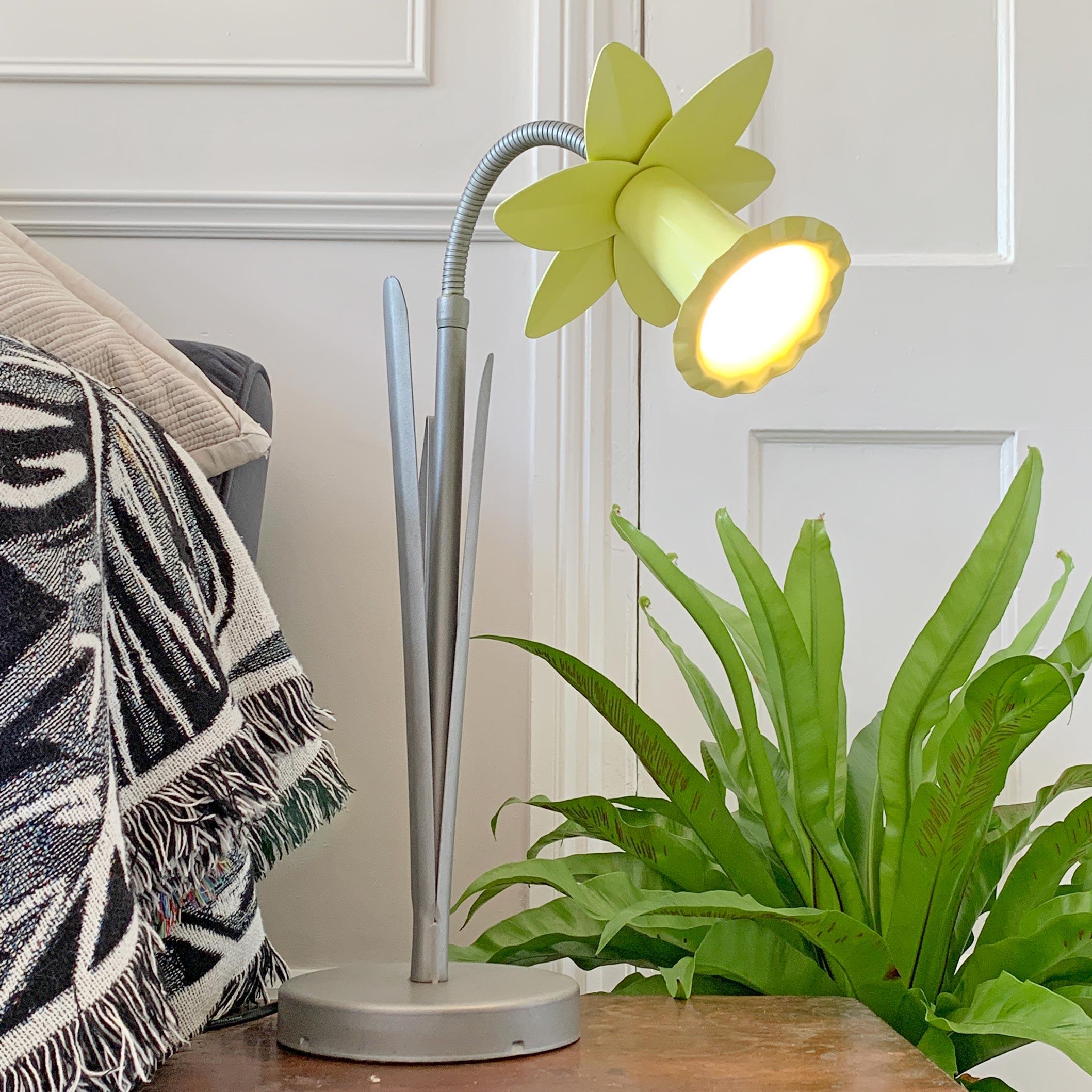 Bliss Daffodil Table Lamp, 1980s In Good Condition In Hastings, GB
