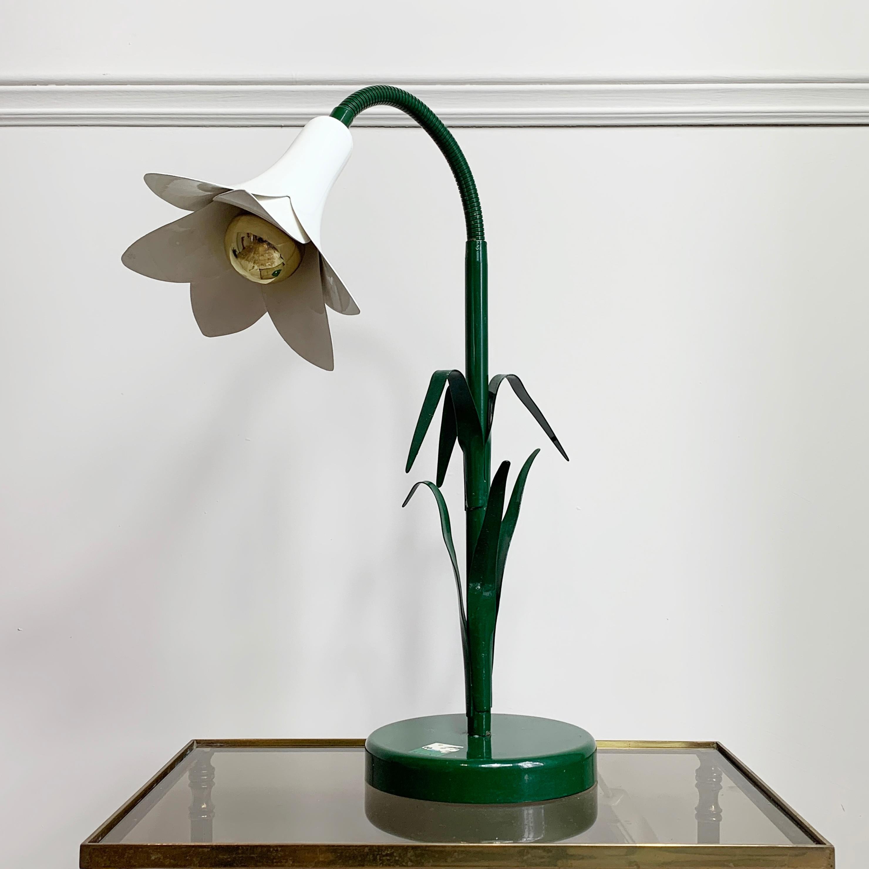 bliss flower lamp