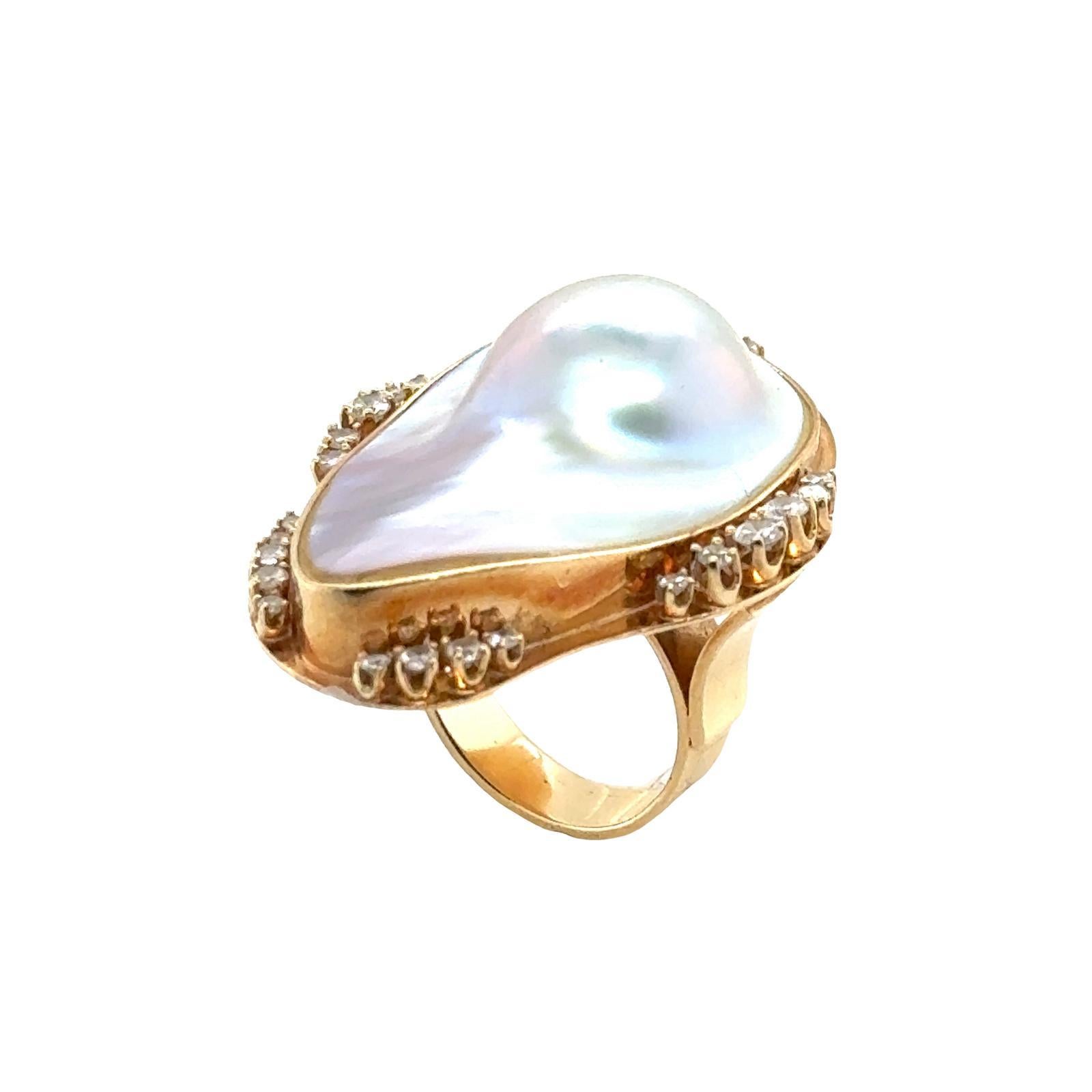 Blister Pearl Diamond 14 Karat Yellow Gold Elongated Cocktail Ring In Excellent Condition For Sale In Boca Raton, FL