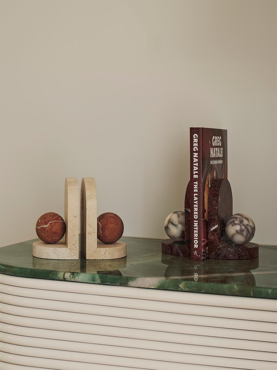 The Blitz Bookends comprise two contrasting marbles honed to achieve a sophisticated finish. Inspired by the avant-garde ingenuity of the 1980’s London-based Blitz Club, these bookends are the perfect addition to any classic or contemporary living