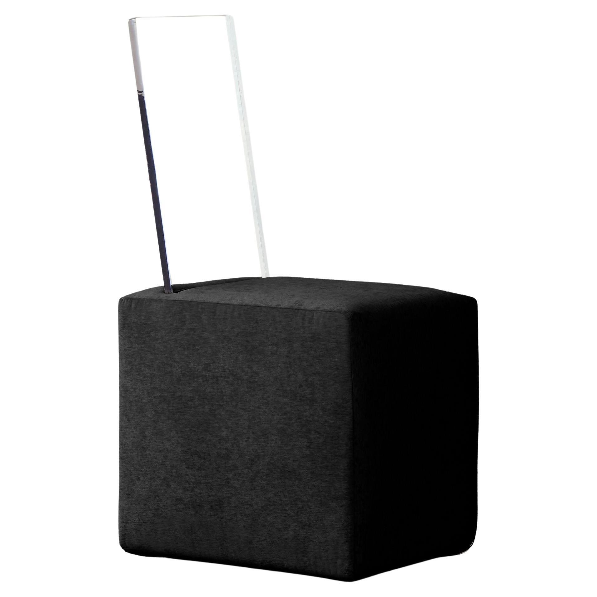 BLOC Cube Chaise en lucite tapissée en noir anthracite par Caroline Chao en vente