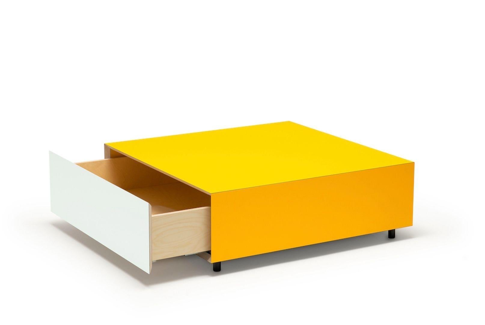 Treating colour as a material, Bloc side tables are based on the idea of recreating a hand-
drawn cube, using different tones and shades to suggest an optical illusion.
Hidden in the plywood structure is a drawer with a soft-open mechanism,