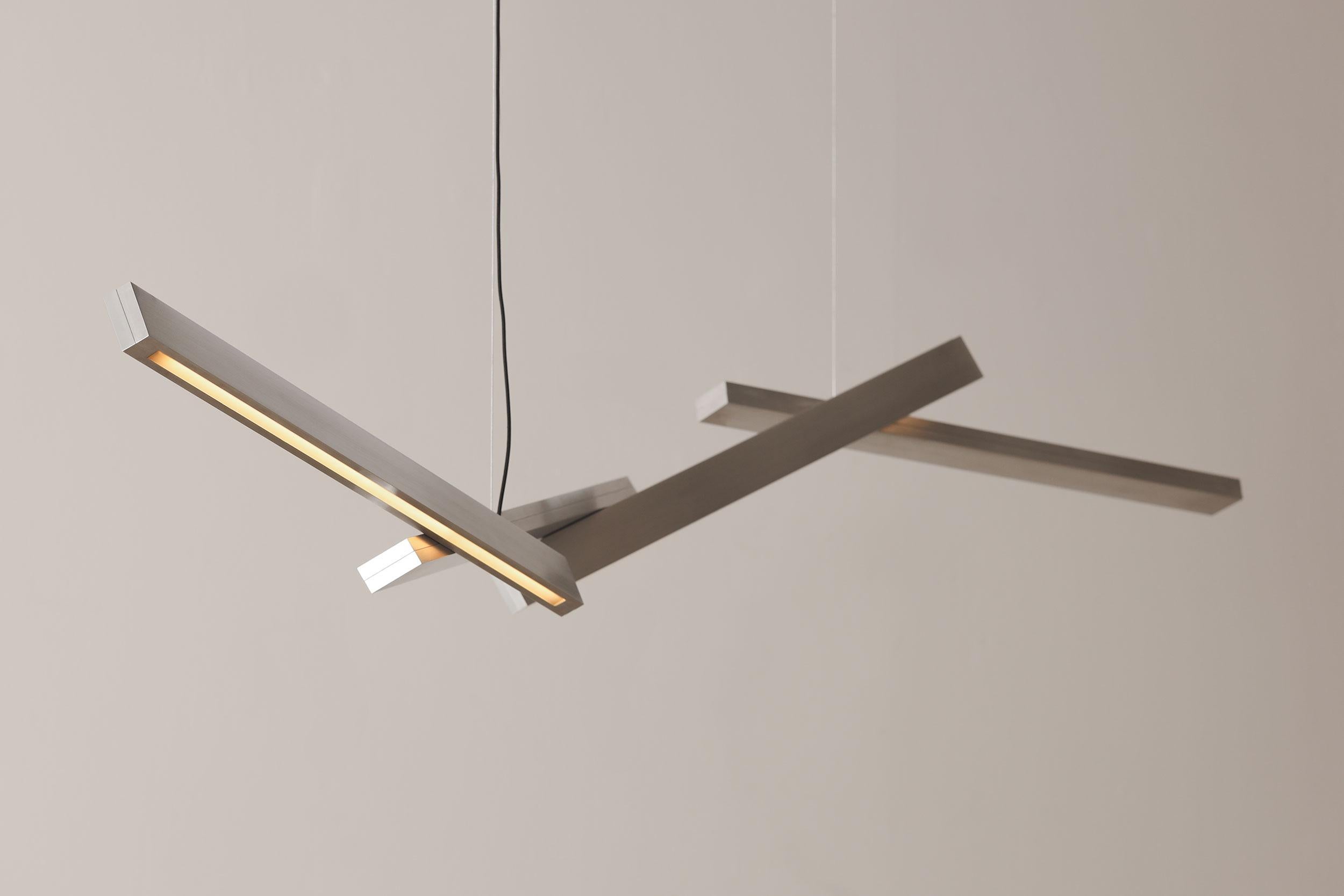 Colgante Bloc , Luminaria LED escultórica brutalista, latón patinado en venta 1