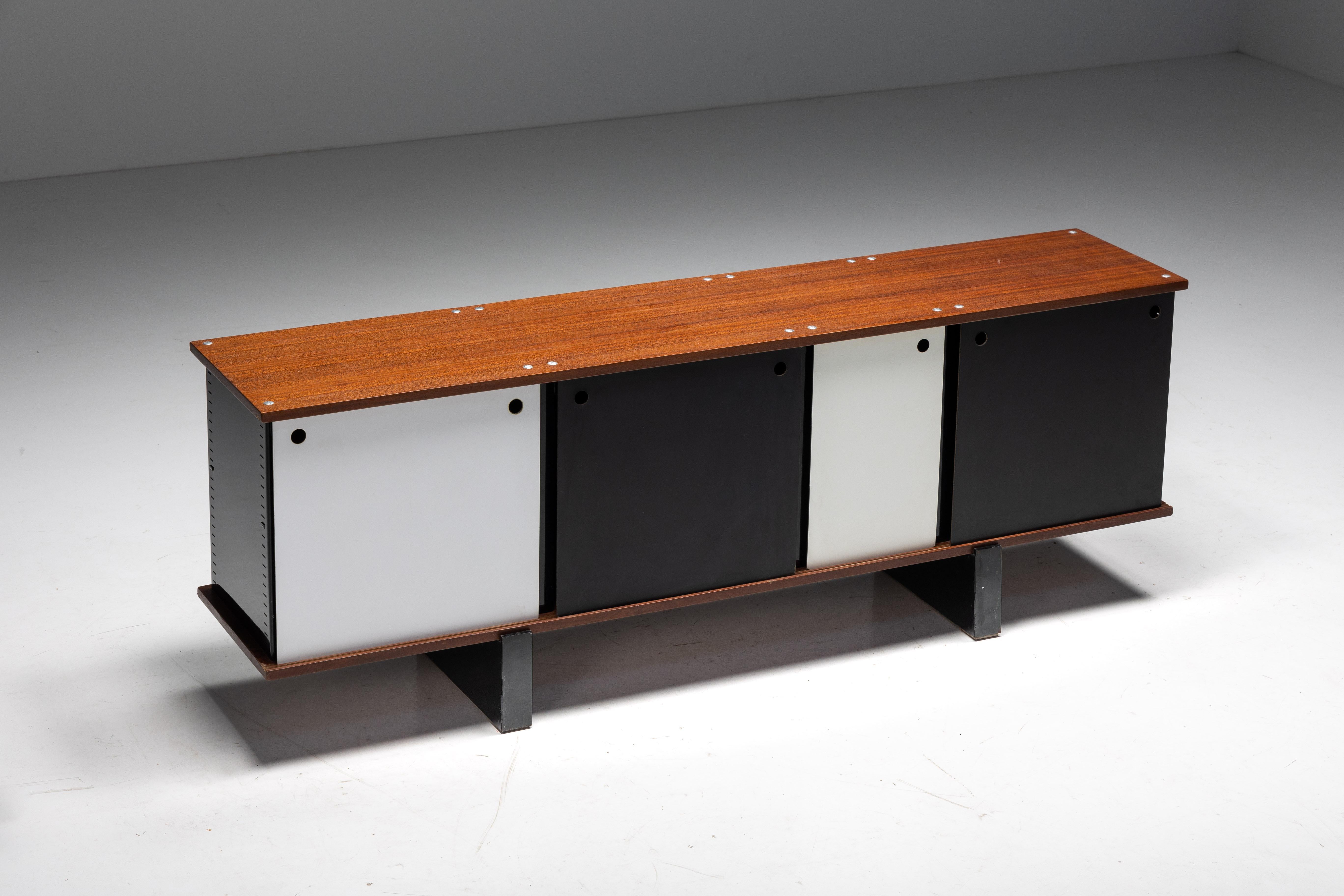 'Bloc' Sideboard by Charlotte Perriand for Cité Cansado, France, 1950s For Sale 2