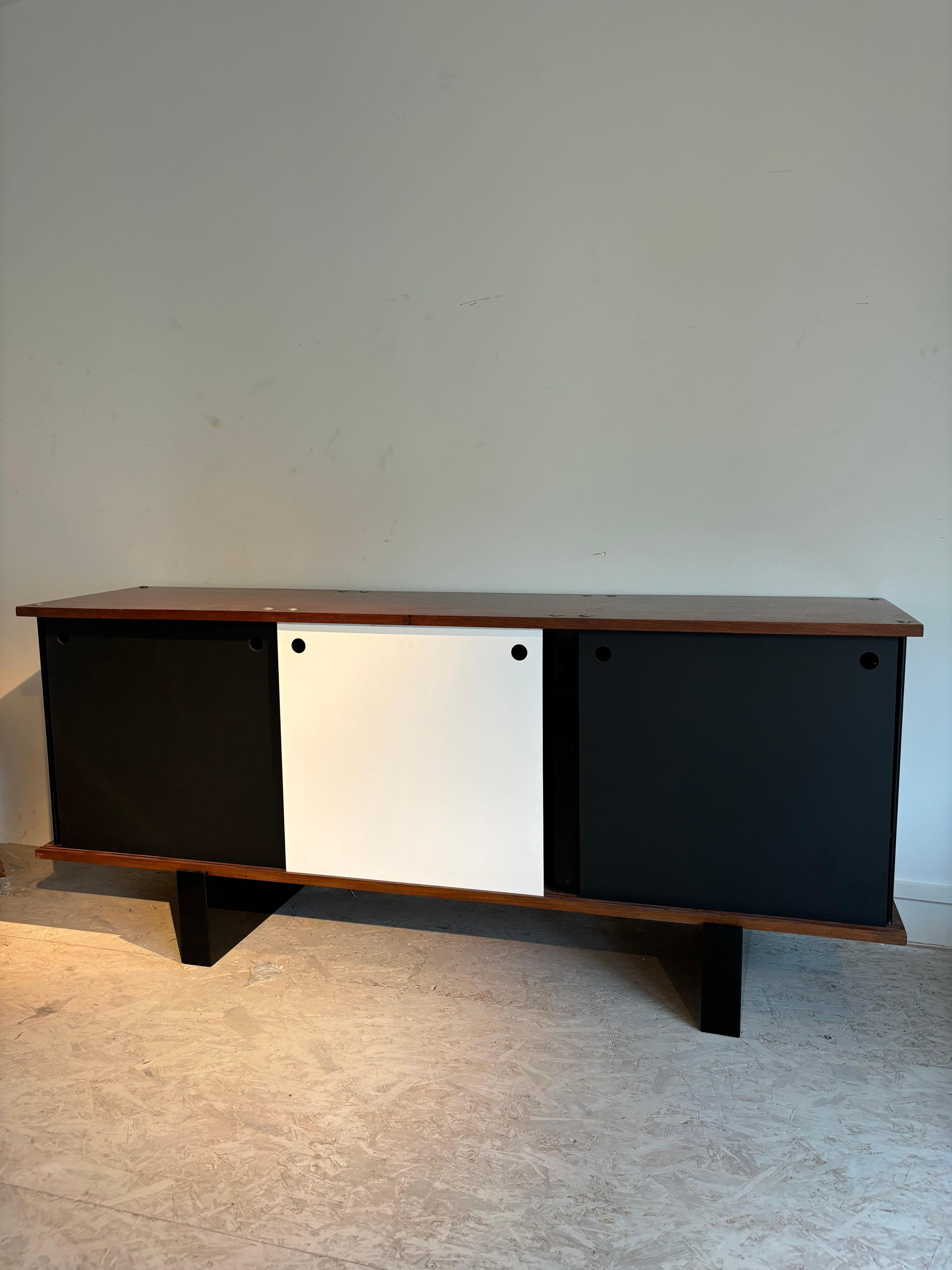 Buffet Bloc de Charlotte Perriand Bon état - En vente à SAINT-OUEN-SUR-SEINE, FR