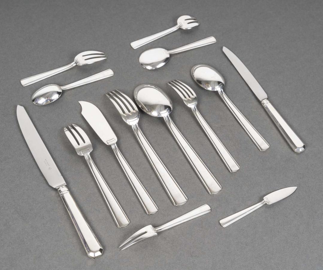 BLOCH ESCHWEGE - STERLING SILVER CUTLERY SET - 266 Pieces, 1930s Period For Sale 8