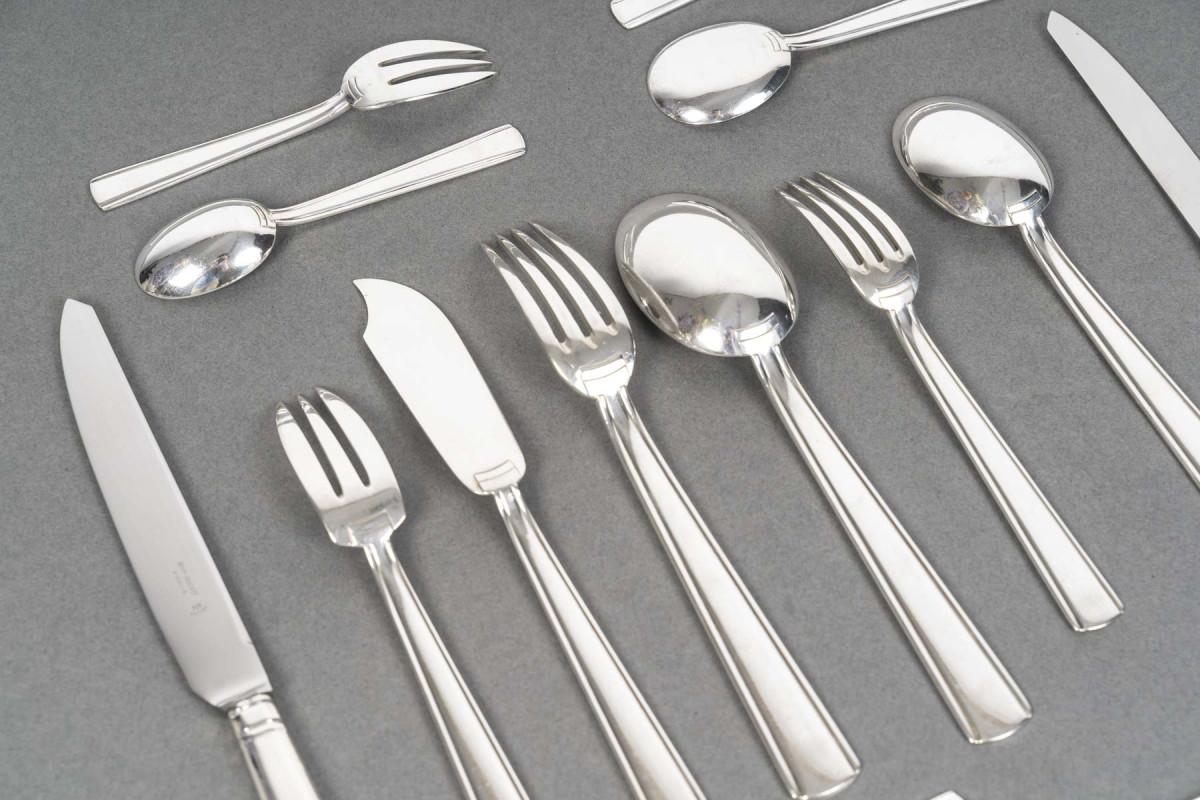 BLOCH ESCHWEGE - STERLING SILVER CUTLERY SET - 266 Pieces, 1930s Period For Sale 12