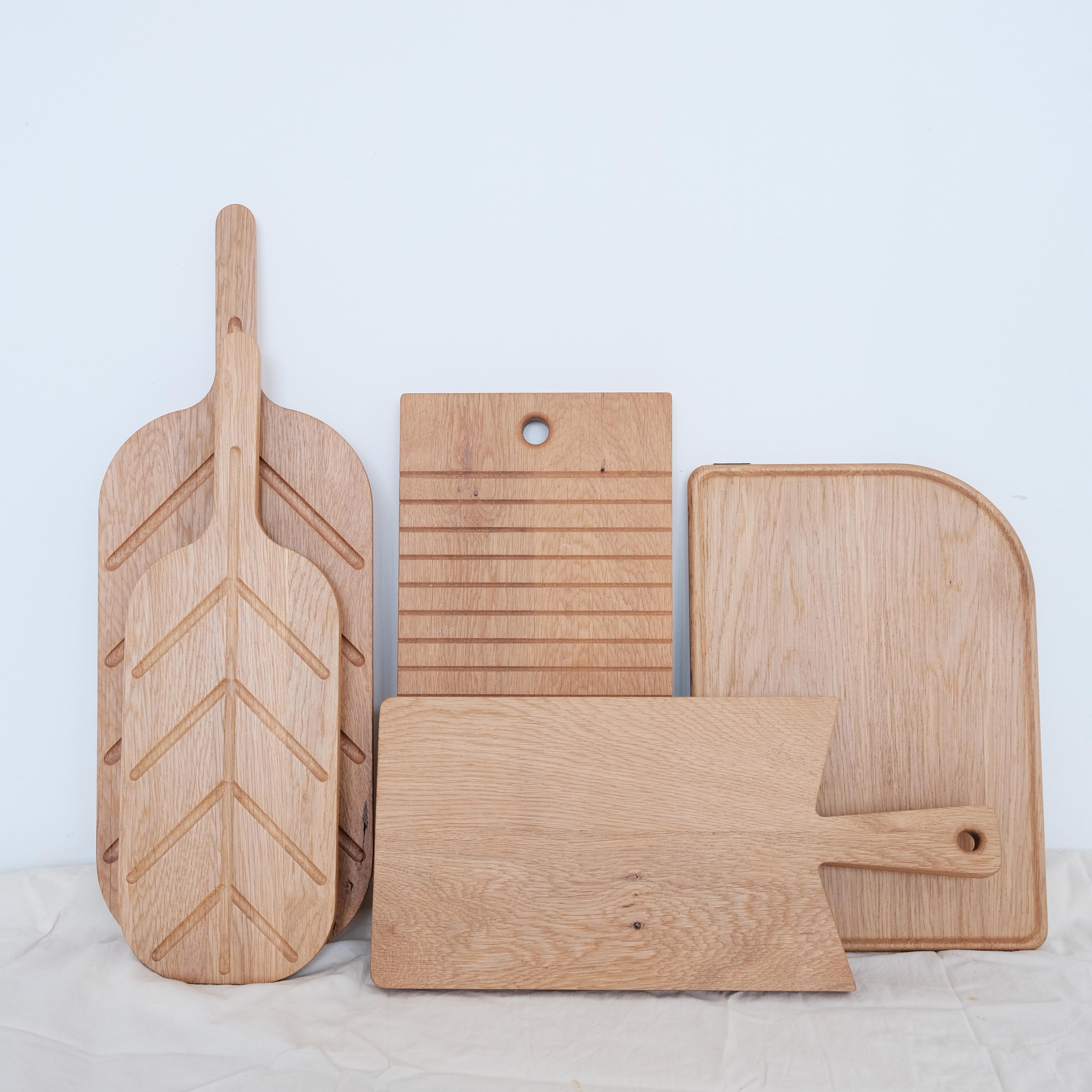 Scandinavian Modern Block, Handcrafted Rectangular Solid Oak Chopping Board For Sale