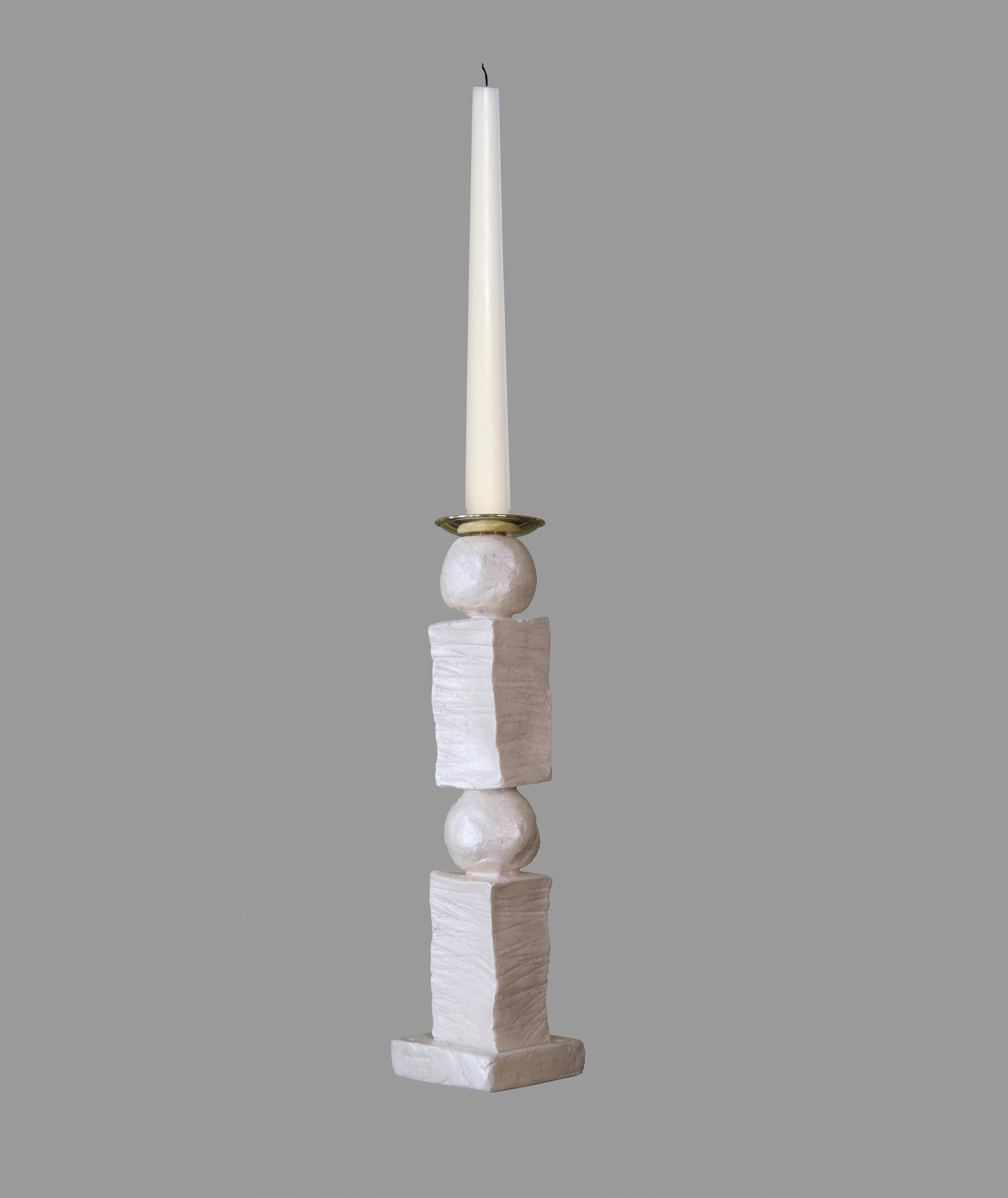 Zeitgenössisches weißes Kerzenständer-Set aus Block und Perlen von Margit Wittig (Moderne) im Angebot