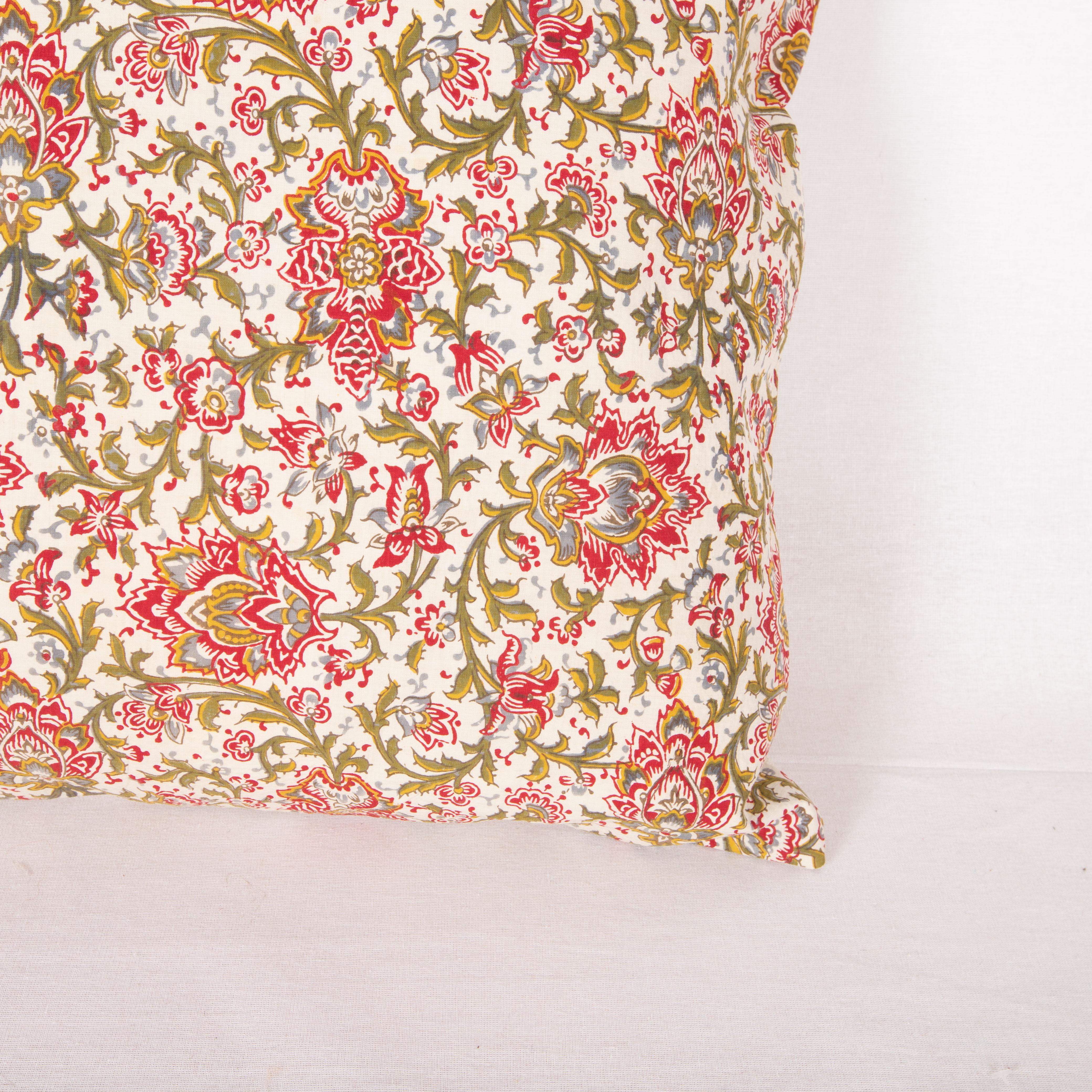 Block Print Pillow Case, Early 20th C. India In Good Condition In Istanbul, TR