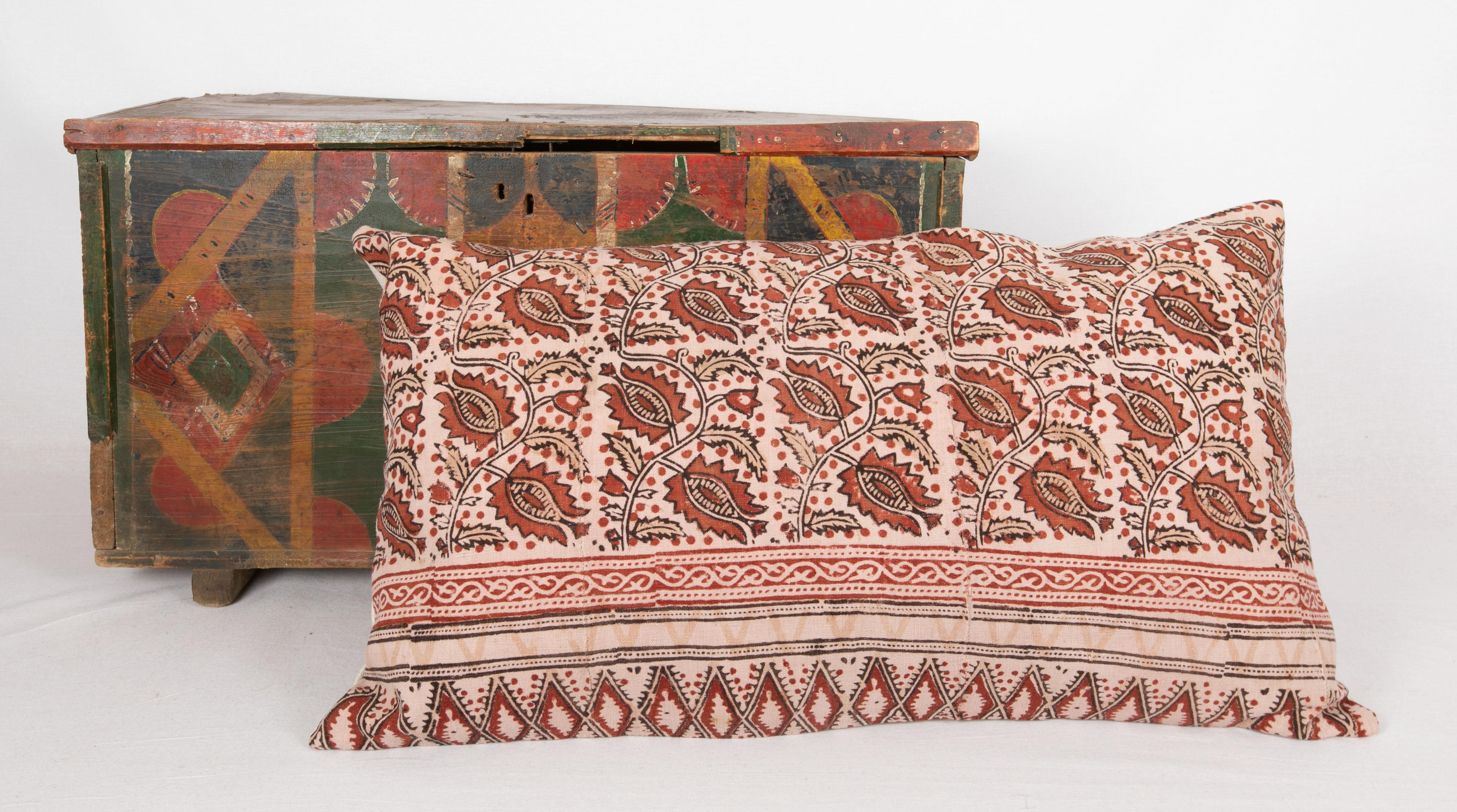 Block Printed Cotton Pillow Cover, Uzbekistan, 1930s For Sale 4