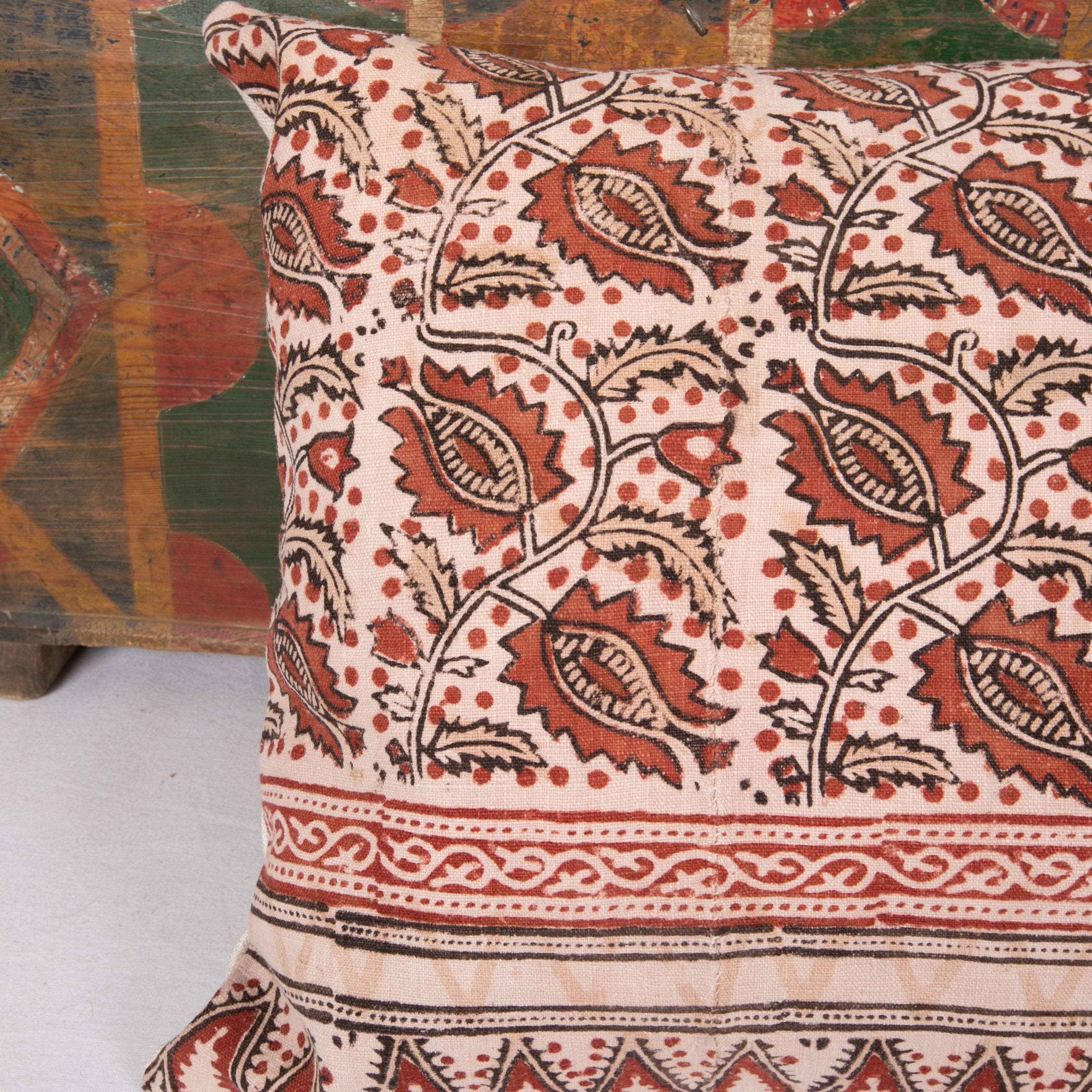 Block Printed Cotton Pillow Cover, Uzbekistan, 1930s For Sale 5