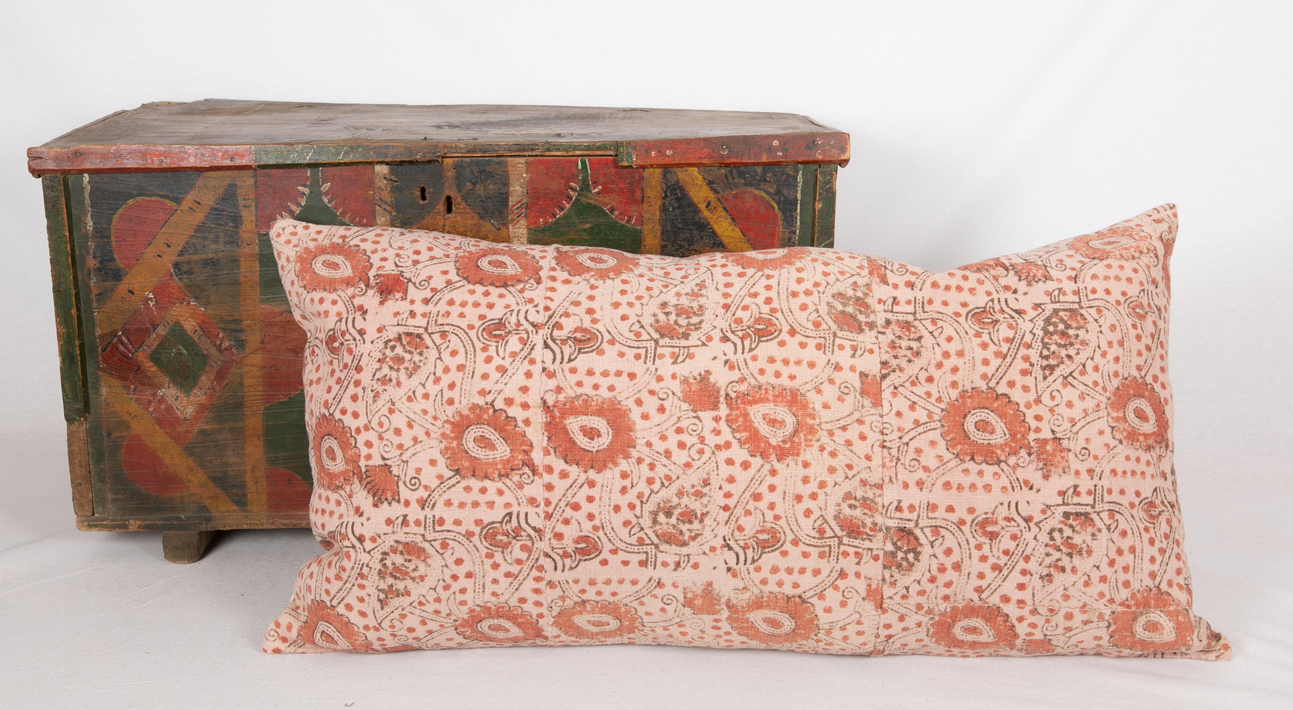 Block Printed Cotton Pillow Cover, Uzbekistan, 1930s For Sale 5