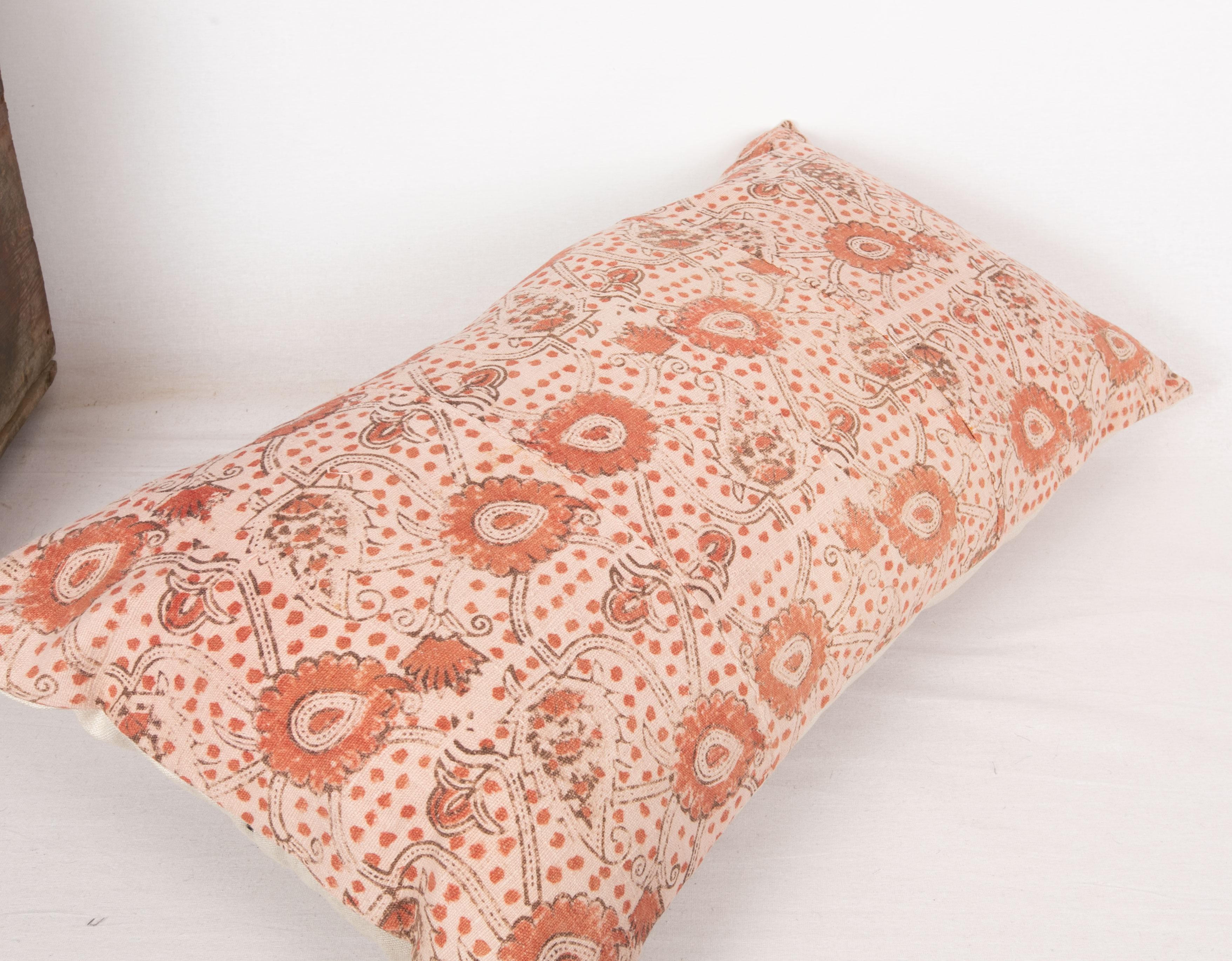 Block Printed Cotton Pillow Cover, Uzbekistan, 1930s For Sale 1