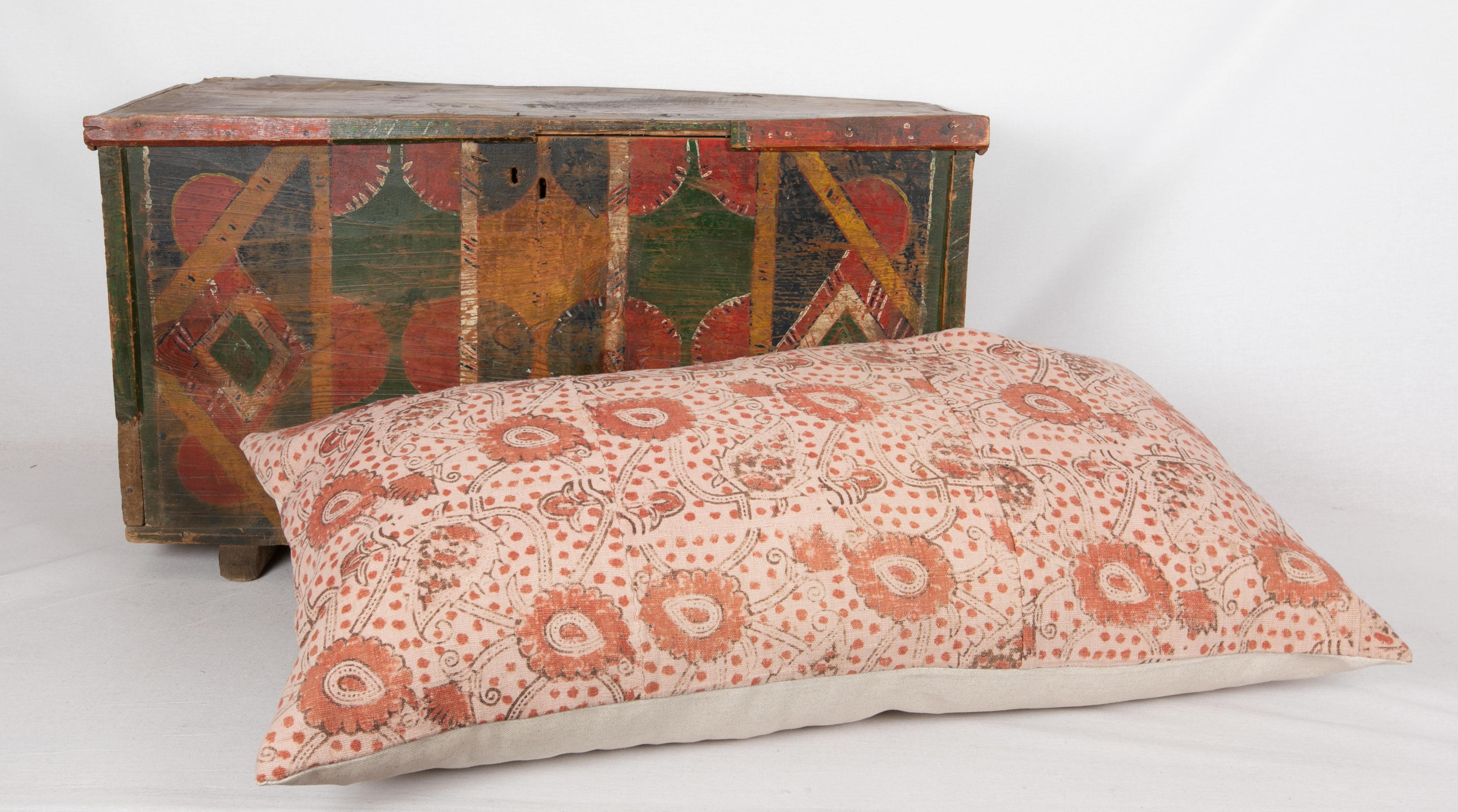 Block Printed Cotton Pillow Cover, Uzbekistan, 1930s For Sale 3