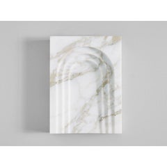 Plat Thoronet de Calacatta par Henry Wilson