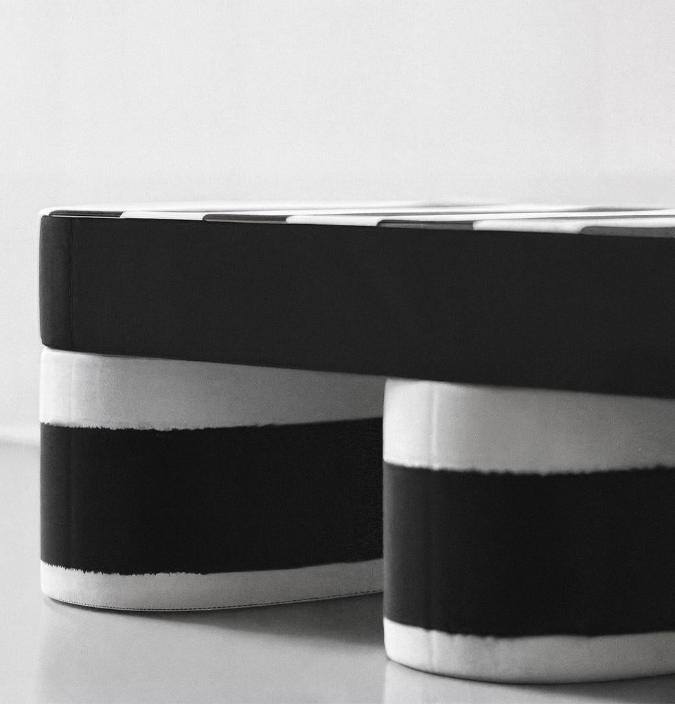 Turco Panchina Blok Stripe Velvet di Hermhaus in vendita