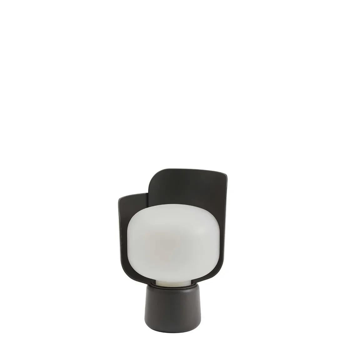 Modern Blom - Medium Table Lamp - Dark Gray - Fontana Arte By Andreas Engesvik For Sale