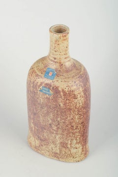 Blommenhus Keramik, Nyköping, Sweden. Bottle-shaped vase in stoneware, 1960s