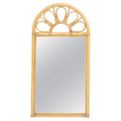 Specchio da parete in bambù biondo Ratan con forma a cupola del Medio Secolo Moderno MINT!