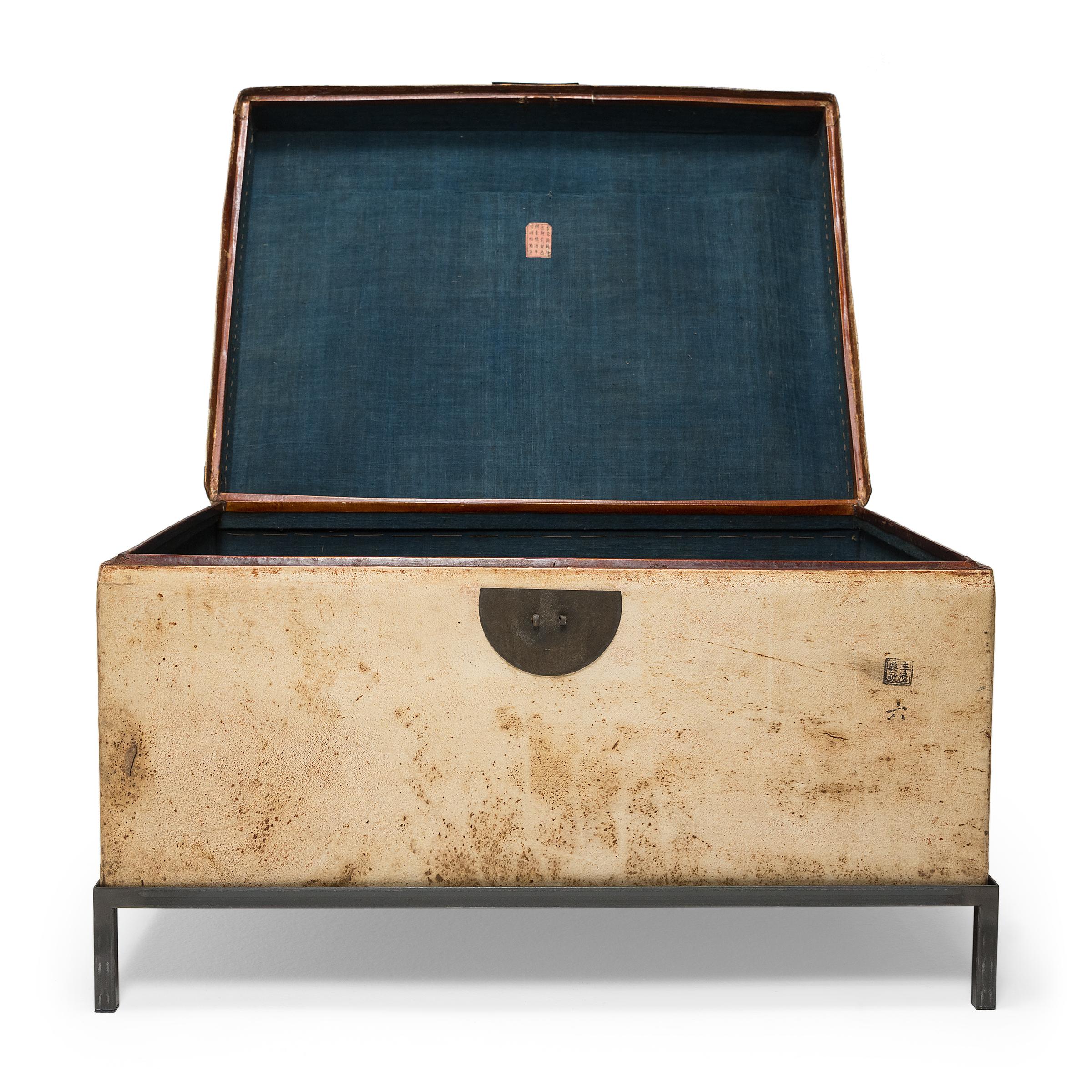 Blonde Chinese Hide Trunk Table, C. 1800 In Good Condition In Chicago, IL