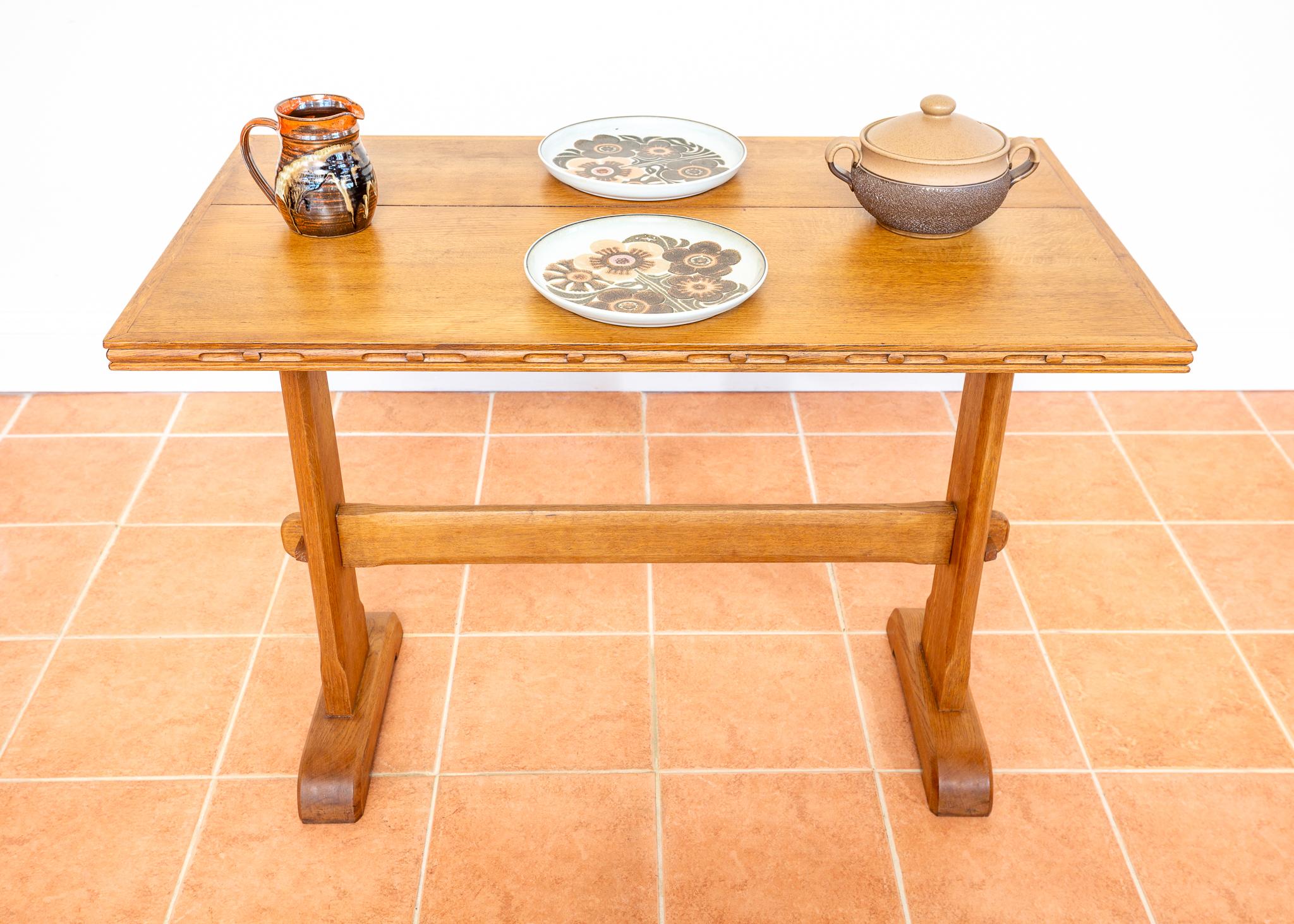 Blonde Light Oak Refectory Trestle Table Cotswold School Arts And Crafts Rustic (20. Jahrhundert) im Angebot