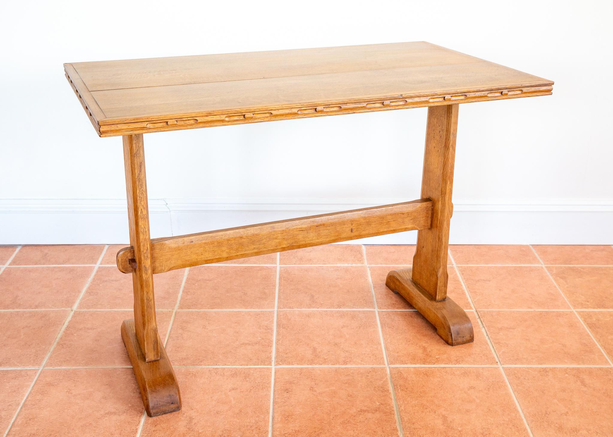 Blonde Light Oak Refectory Trestle Table Cotswold School Arts And Crafts Rustic (Abgekantet) im Angebot