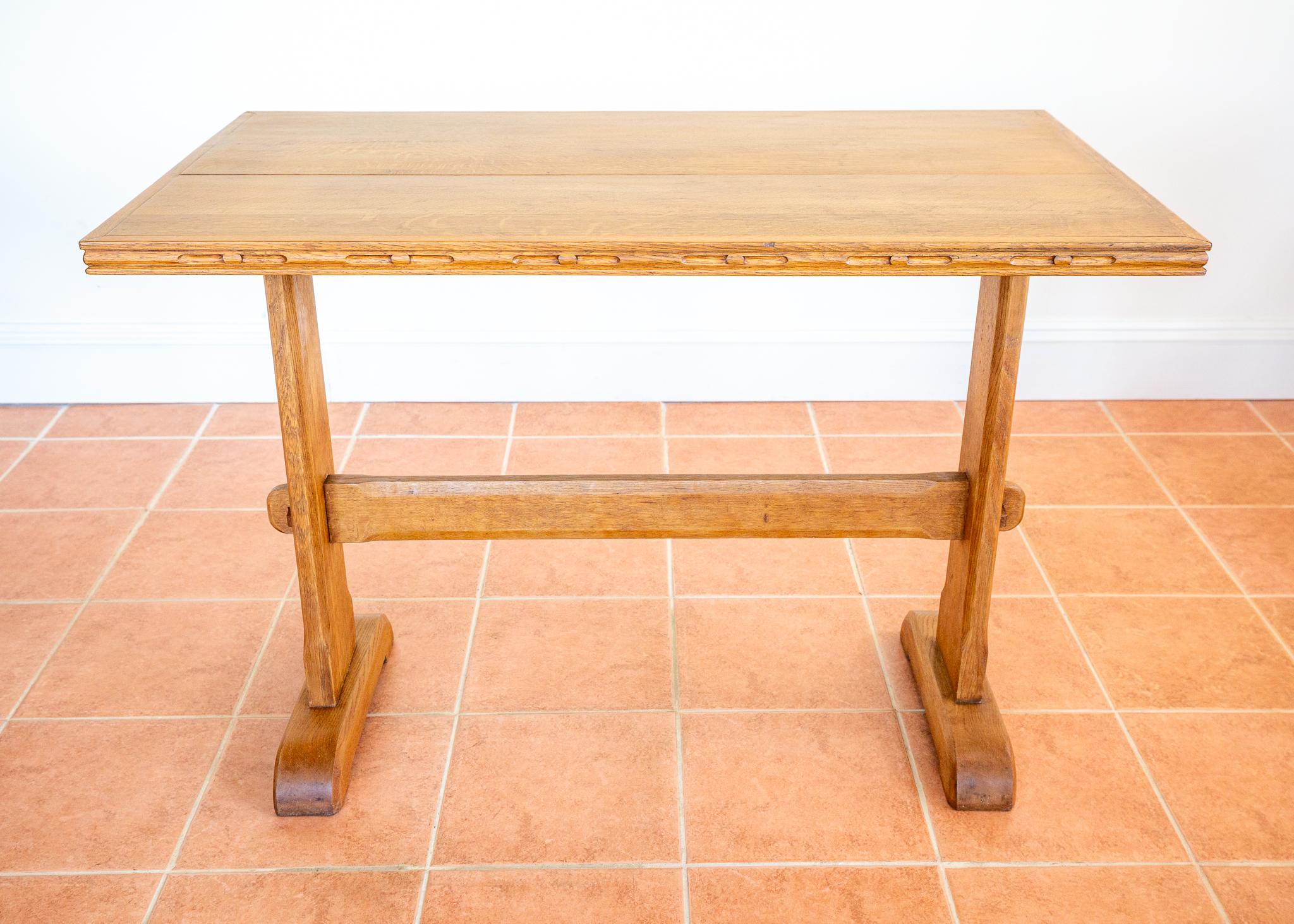 Blonde Light Oak Refectory Trestle Table Cotswold School Arts And Crafts Rustic im Angebot 1