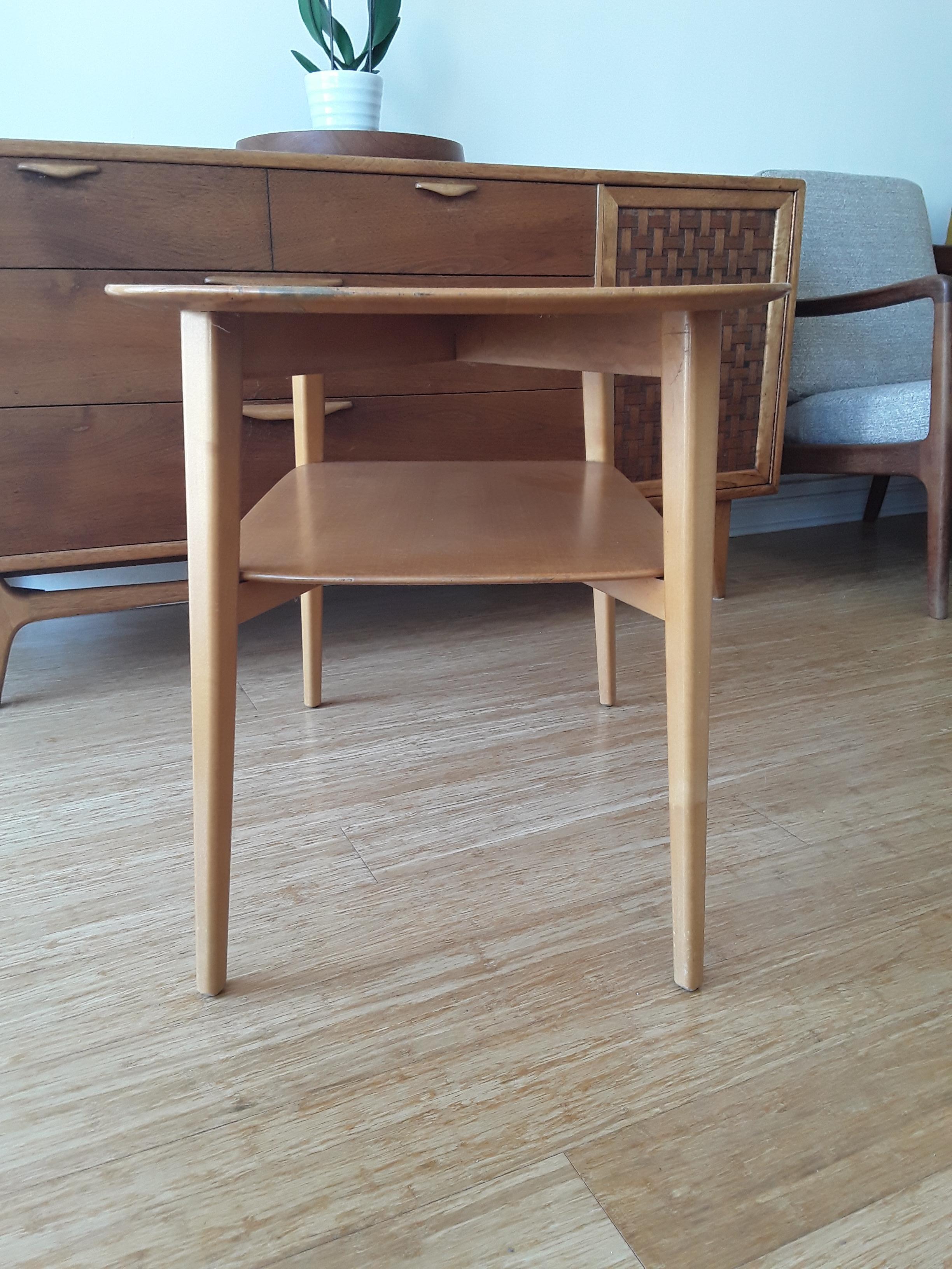 Art Deco Blonde Wood Side Table by Elias Svedberg for Nordiska Kompaniet Distr. by Knoll For Sale