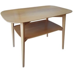 Table d'appoint en bois blond d'Elias Svedberg pour Nordiska Kompaniet Distr. par Knoll