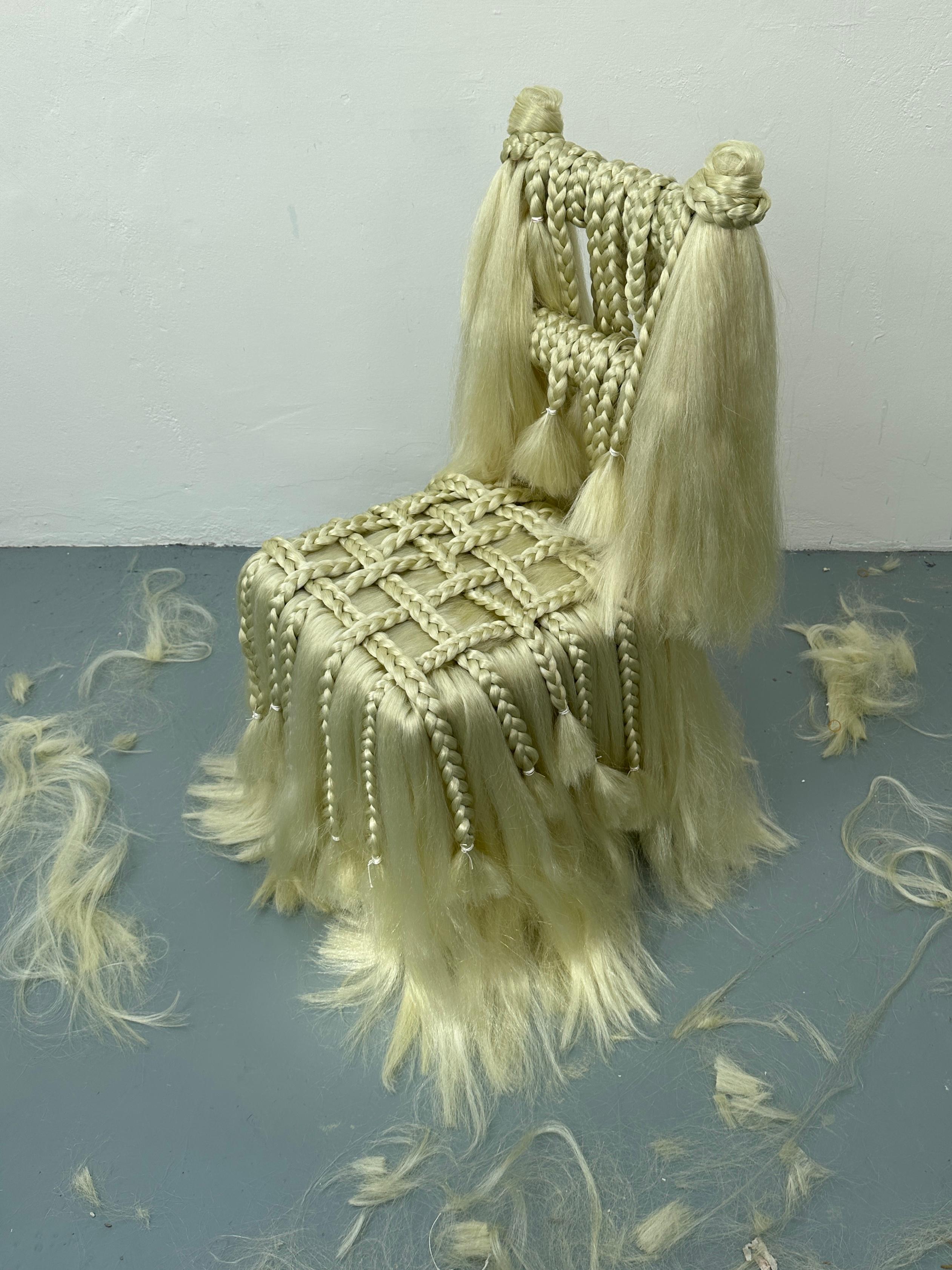 Postmoderne Chaise Blondie de Maria Zakioso en vente