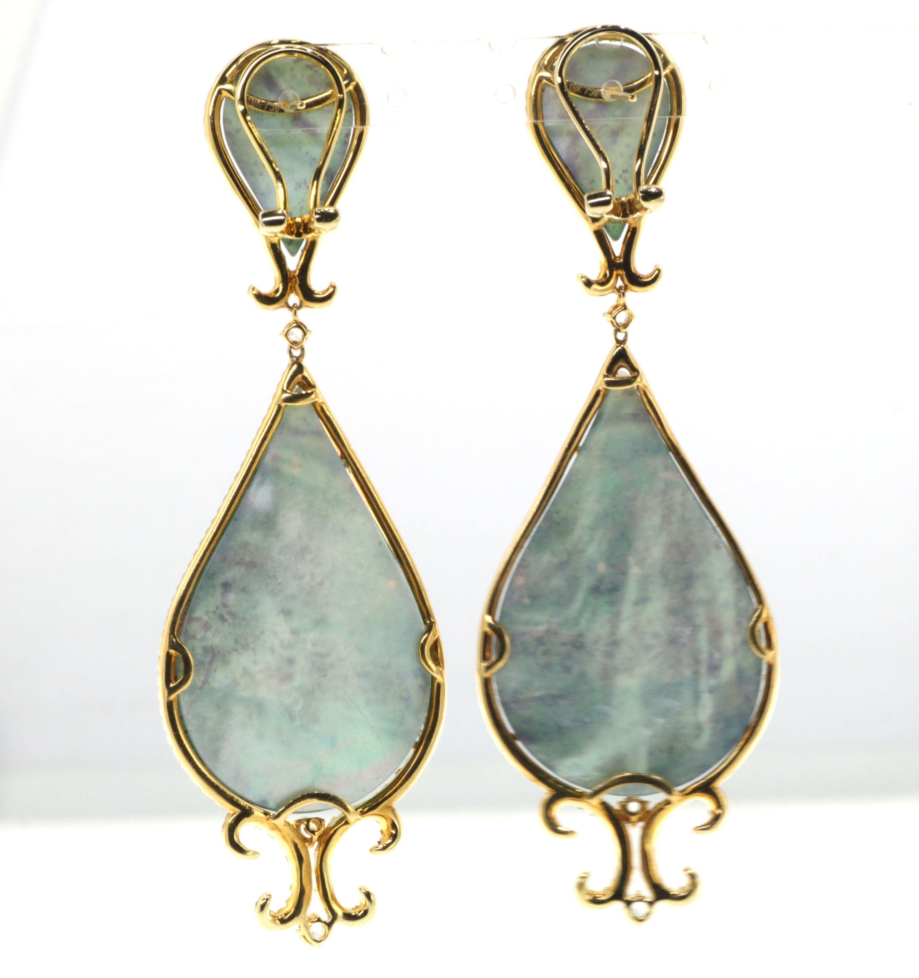 Pendientes vintage de doblete de cuarzo jaspe sanguíneo de 64,20 ct en oro amarillo de 18 quilates Art Decó en venta