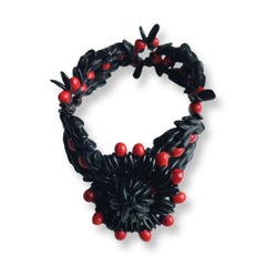 Bracelet Blood & Pride of Barbuda, fabrication artisanale de graines des Caraïbes