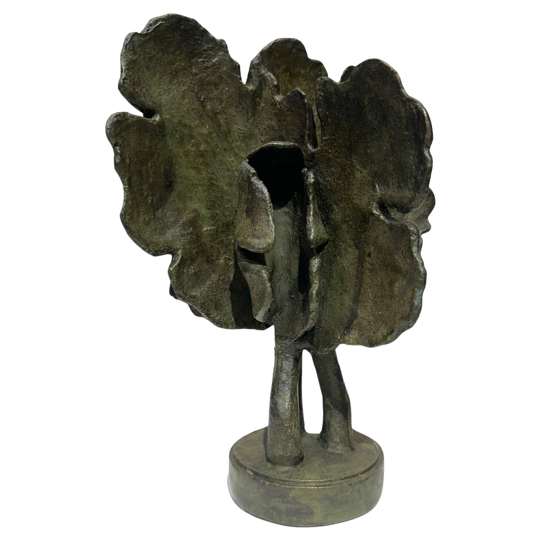 Kleine botanische Skulptur aus Bronzeguss mit Blutwurzel, botanische Skulptur mit subtiler Patina im Angebot
