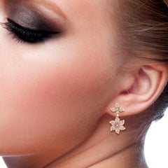 Orecchini Bloom in oro 18 carati con diamanti