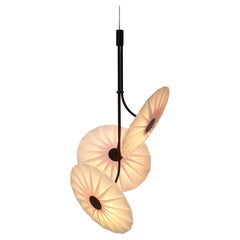 Bloom 3 flower pendant - Black