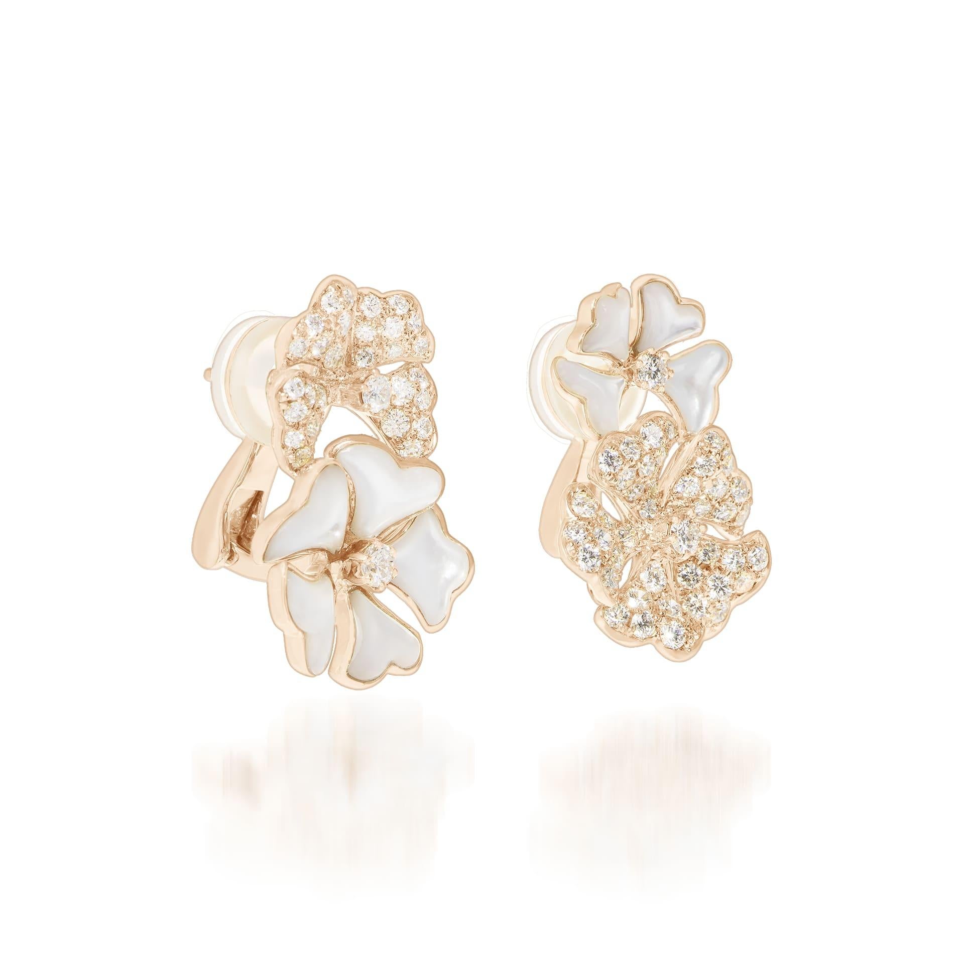 Bloom Diamond and White Mother-of-Pearl Double Bloom Earrings in 18K Rose Gold

Inspired by the exquisite petals of the alpine cinquefoil, the Bloom collection contrasts the richness of diamonds and precious metals with the light versatility of this