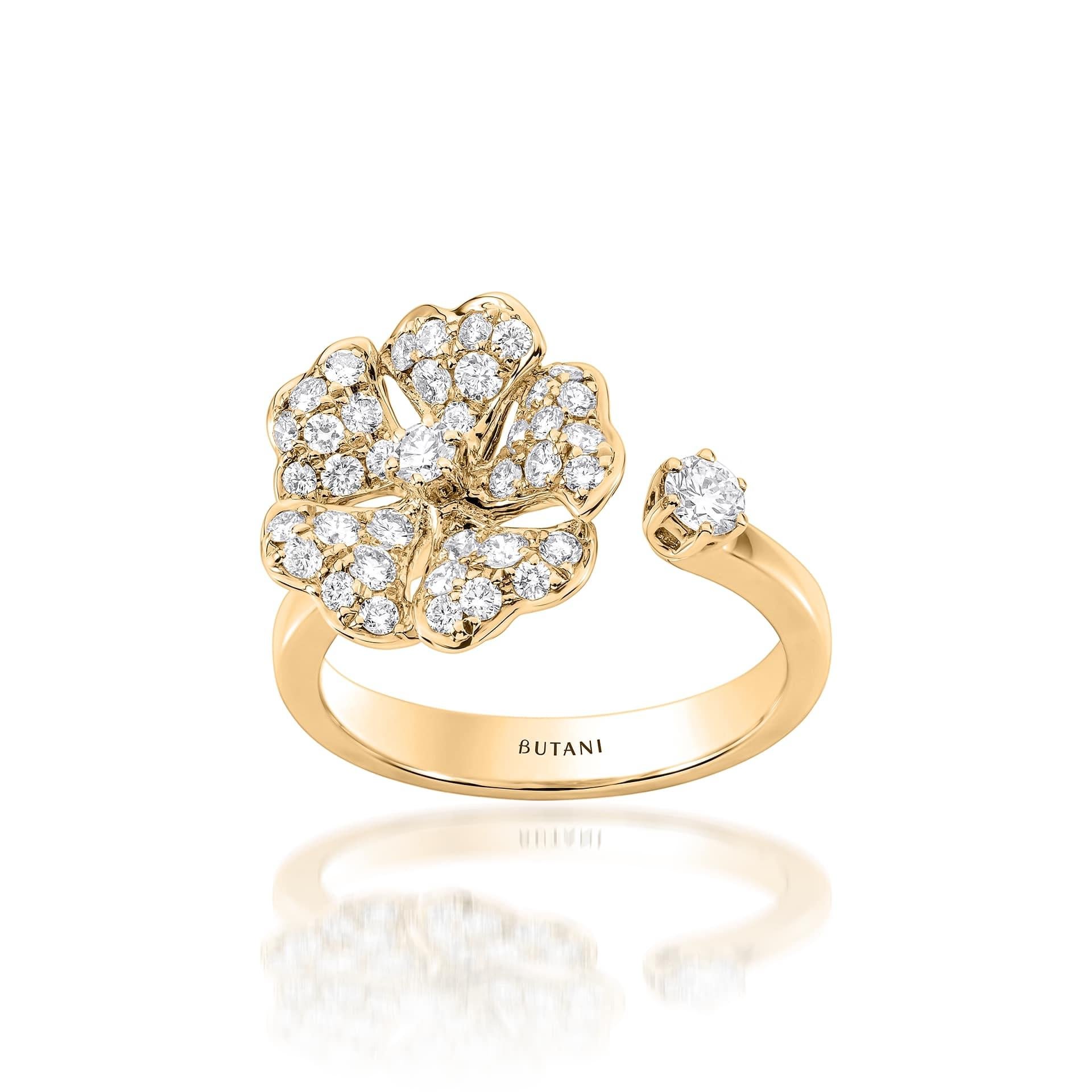 Bloom Gold und Pavé-Diamant Offener Ring aus 18K Gelbgold

Inspiriert von den exquisiten Blütenblättern des alpinen Fingerkrauts, verbindet die Kollektion Bloom den Reichtum von Diamanten und Edelmetallen mit der leichten Vielseitigkeit dieser