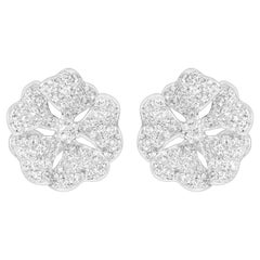 Boucles d'oreilles Bloom en or blanc 18 carats avec petits diamants pavés
