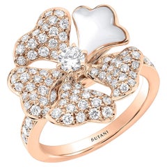 Bloom Mother-of-pearl and Pavé Diamond Ring in 18k Rose Gold