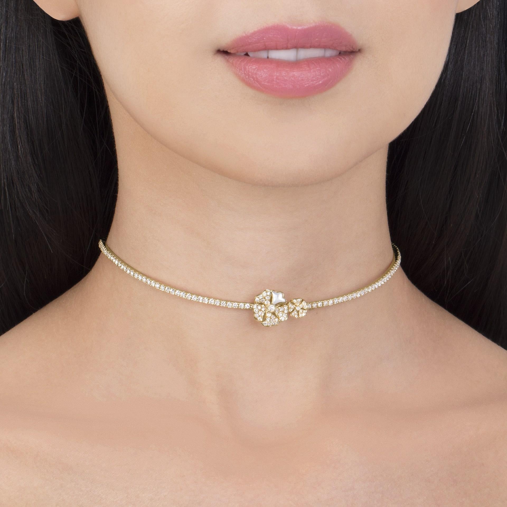 Round Cut Bloom Pavé Diamond Flower Duo Choker with Mother-of-pearl in 18k Yellow Gold For Sale