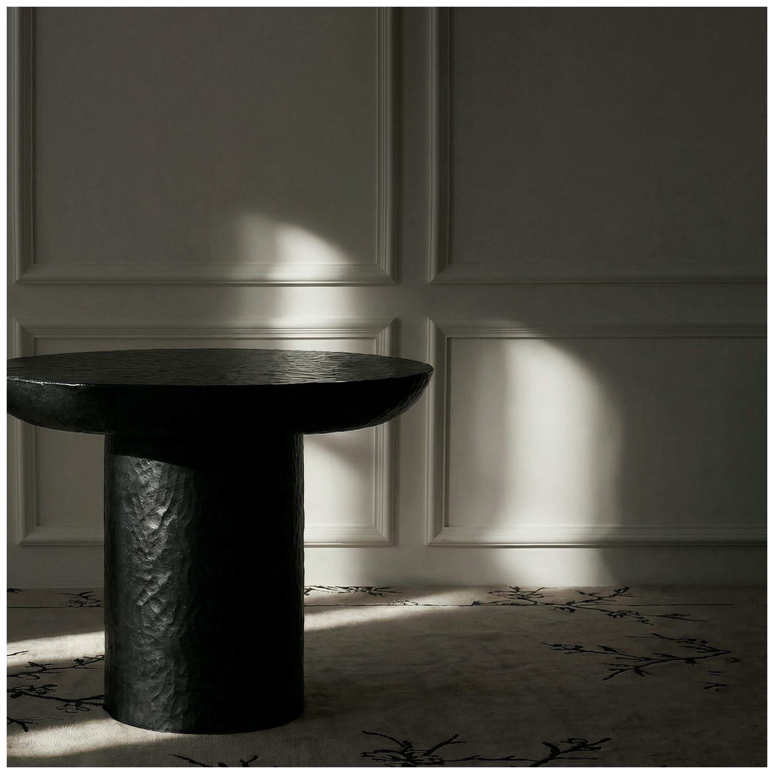 A quietly sculptural work, the Bloom Sculpted Side Table embodies Alentes’ devotion to form, craftsmanship, and the spatial language that defines the studio’s practice. Entirely handcrafted in Greece, the piece is cast from the studio’s proprietary