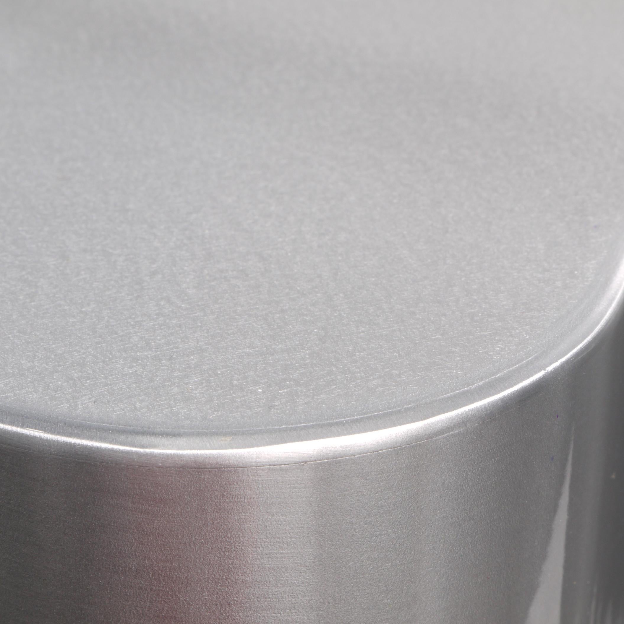 XXIe siècle et contemporain Table d'appoint Bloom en aluminium, table abstraite rétro-futuriste de Bert Furnari en vente